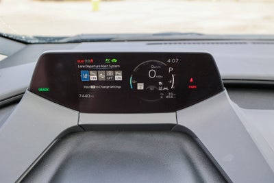 2025 Toyota Prius SE SE