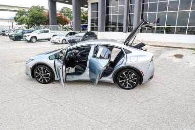 2025 Toyota Prius Plug-in Hybrid XSE