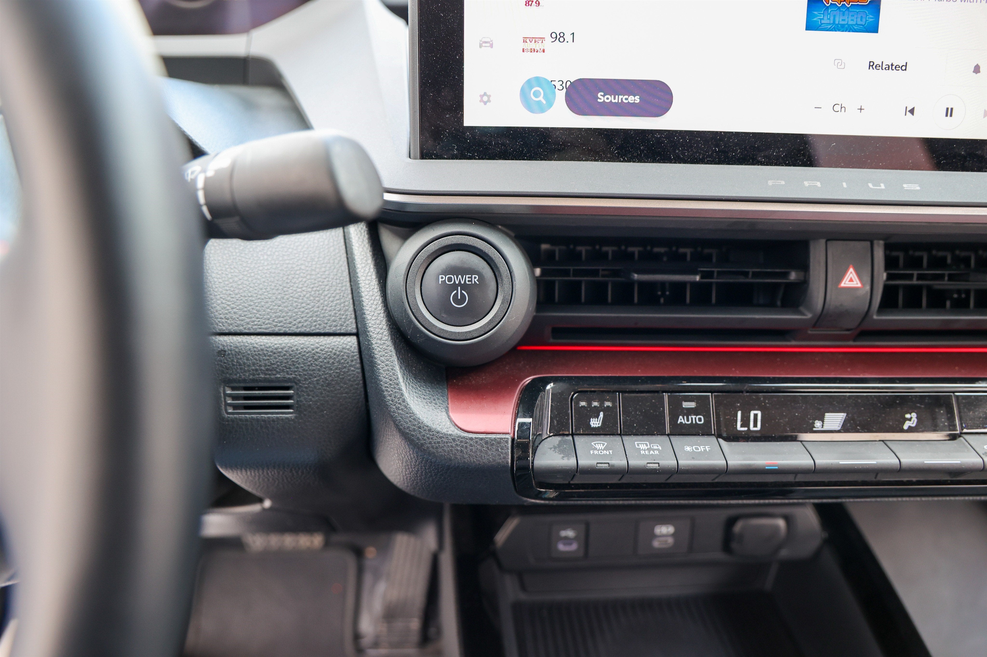 2025 Toyota Prius Plug-in Hybrid XSE