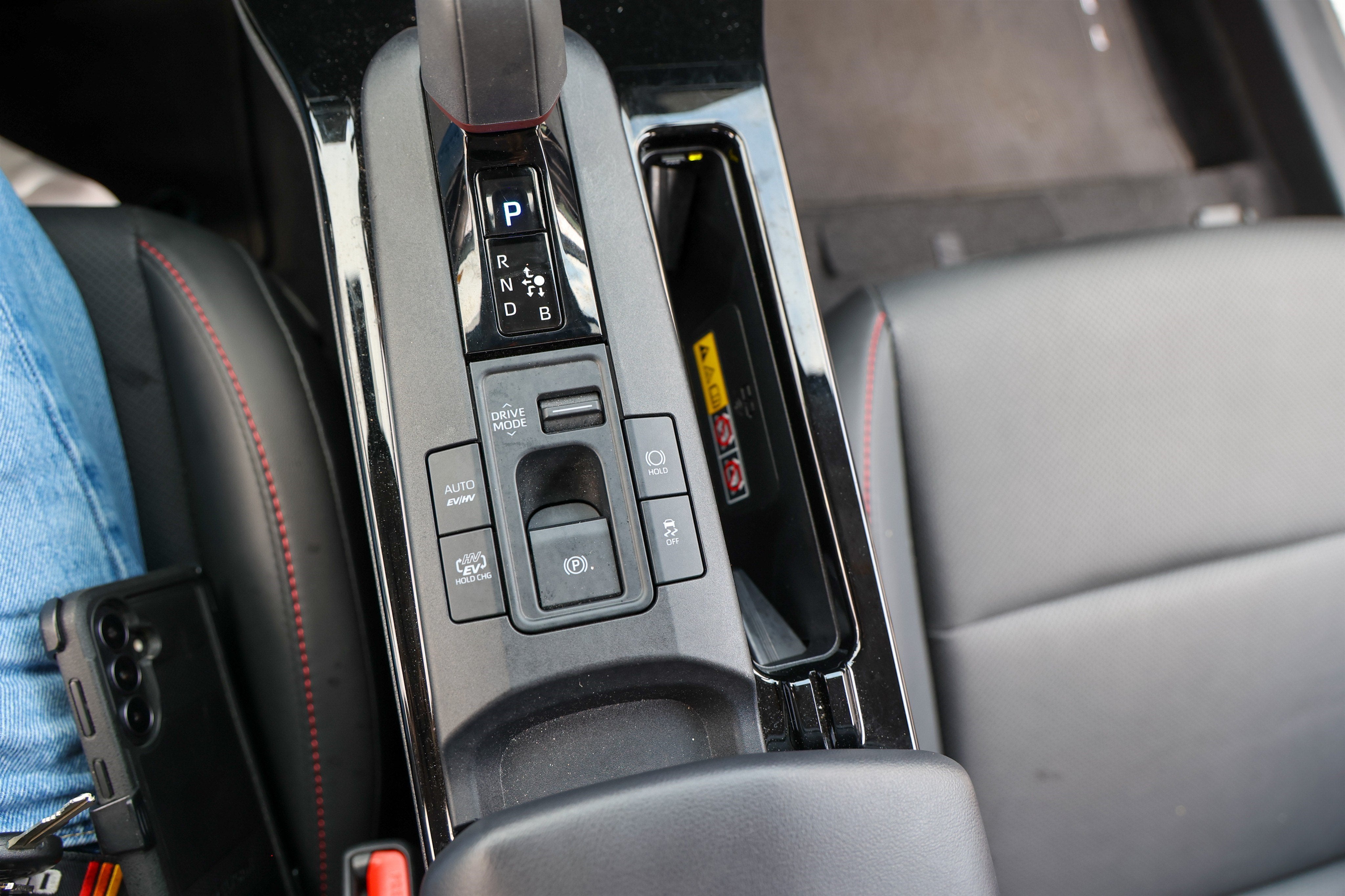 2025 Toyota Prius Plug-in Hybrid XSE