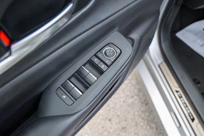 2025 Toyota Prius Plug-in Hybrid XSE