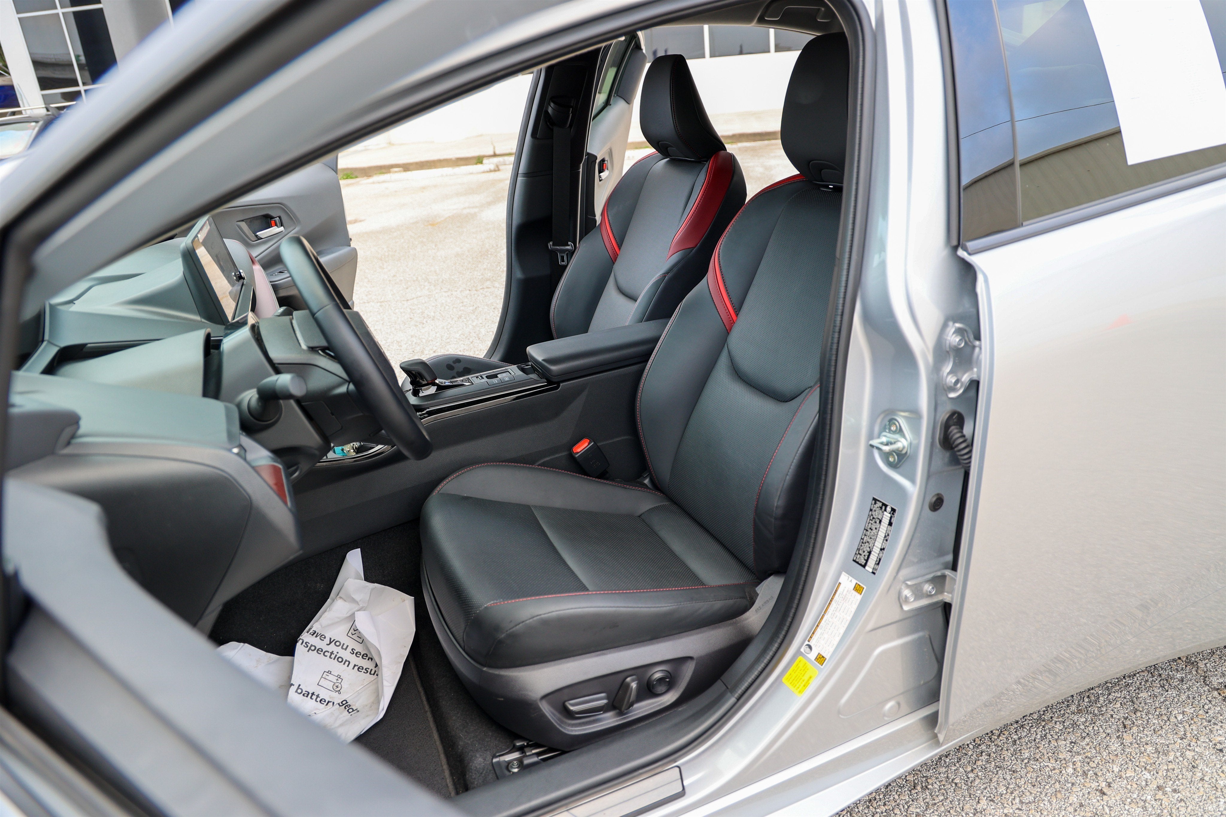 2025 Toyota Prius Plug-in Hybrid XSE