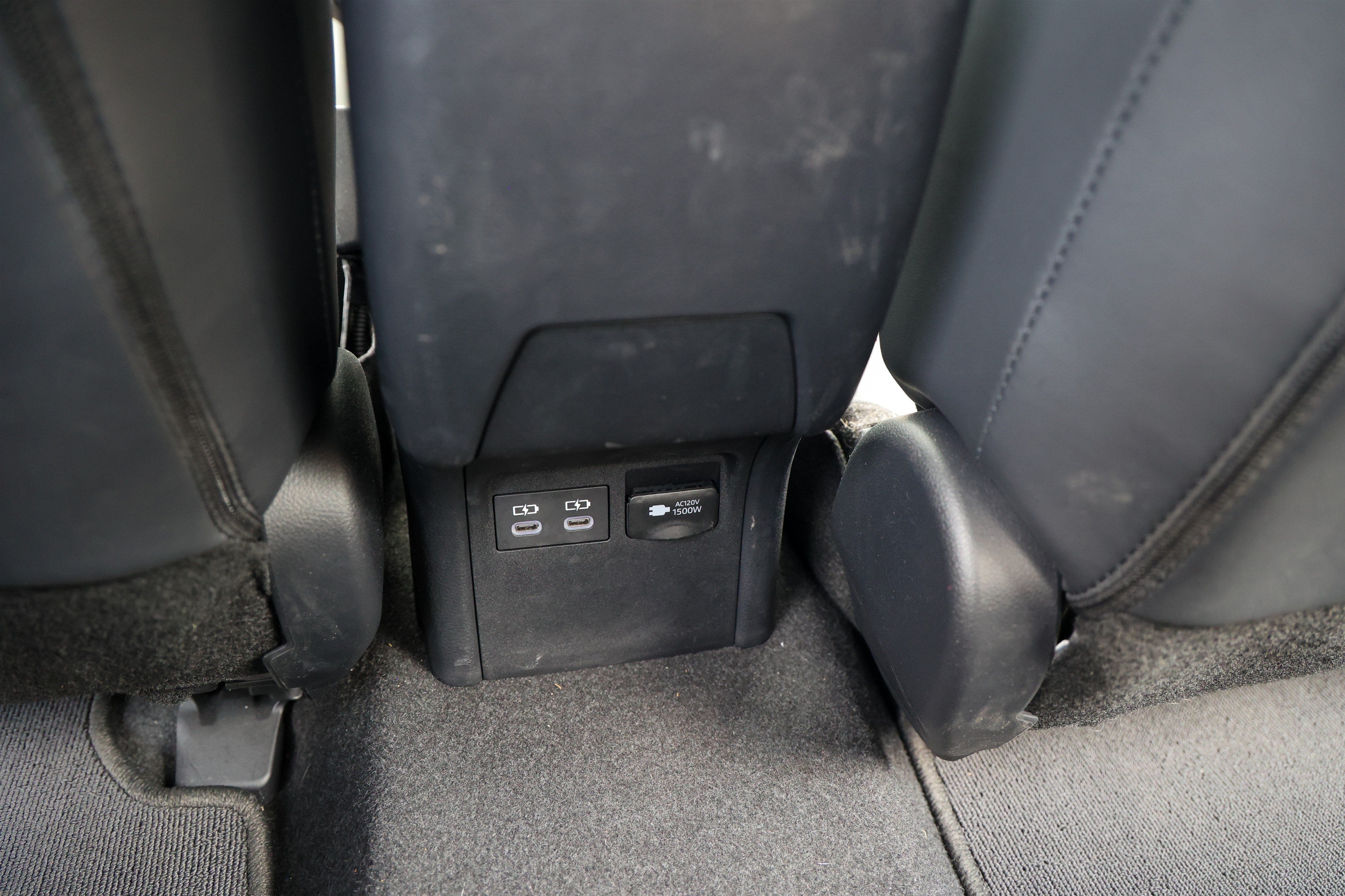 2025 Toyota Prius Plug-in Hybrid XSE