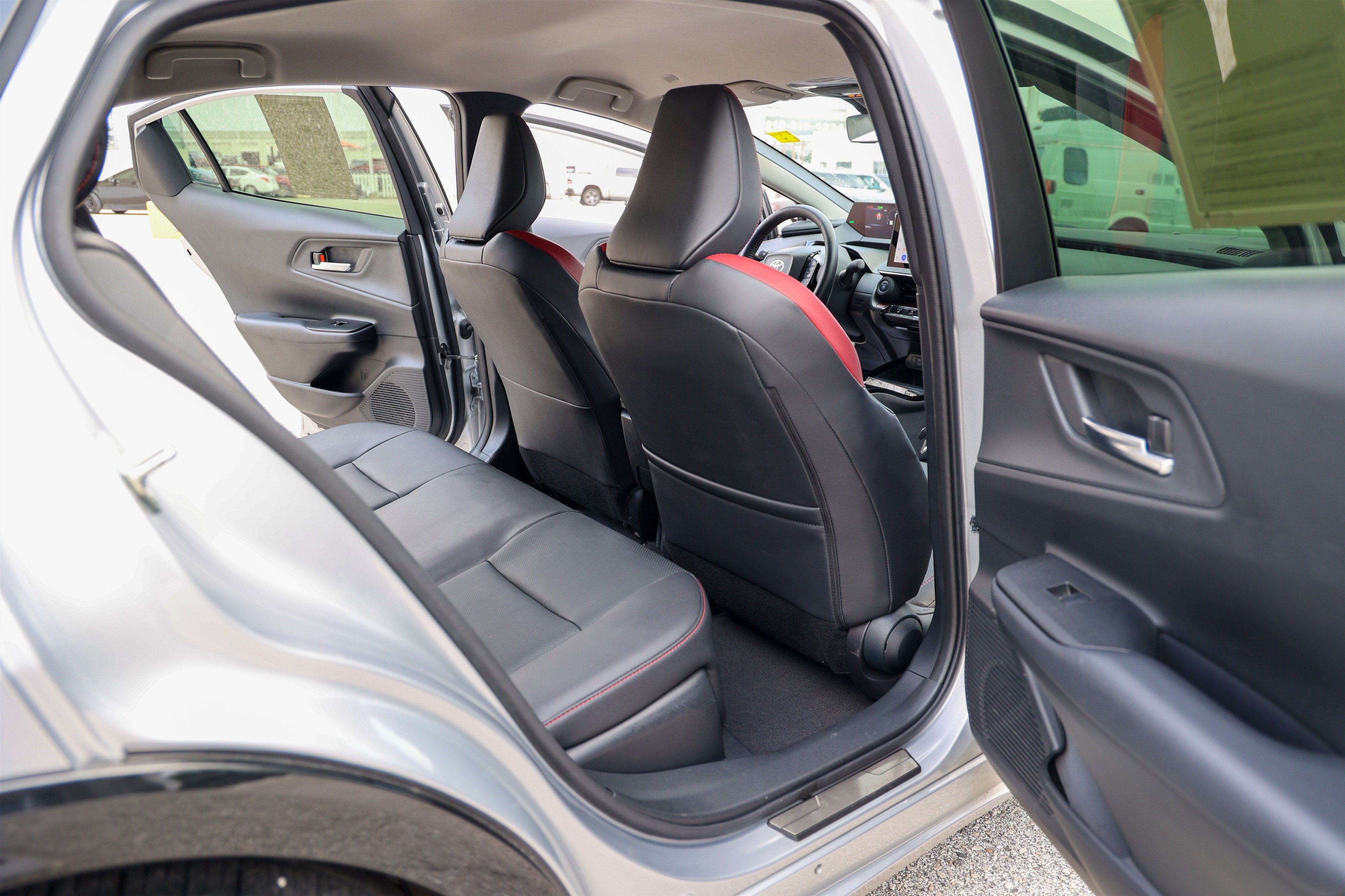 2025 Toyota Prius Plug-in Hybrid XSE