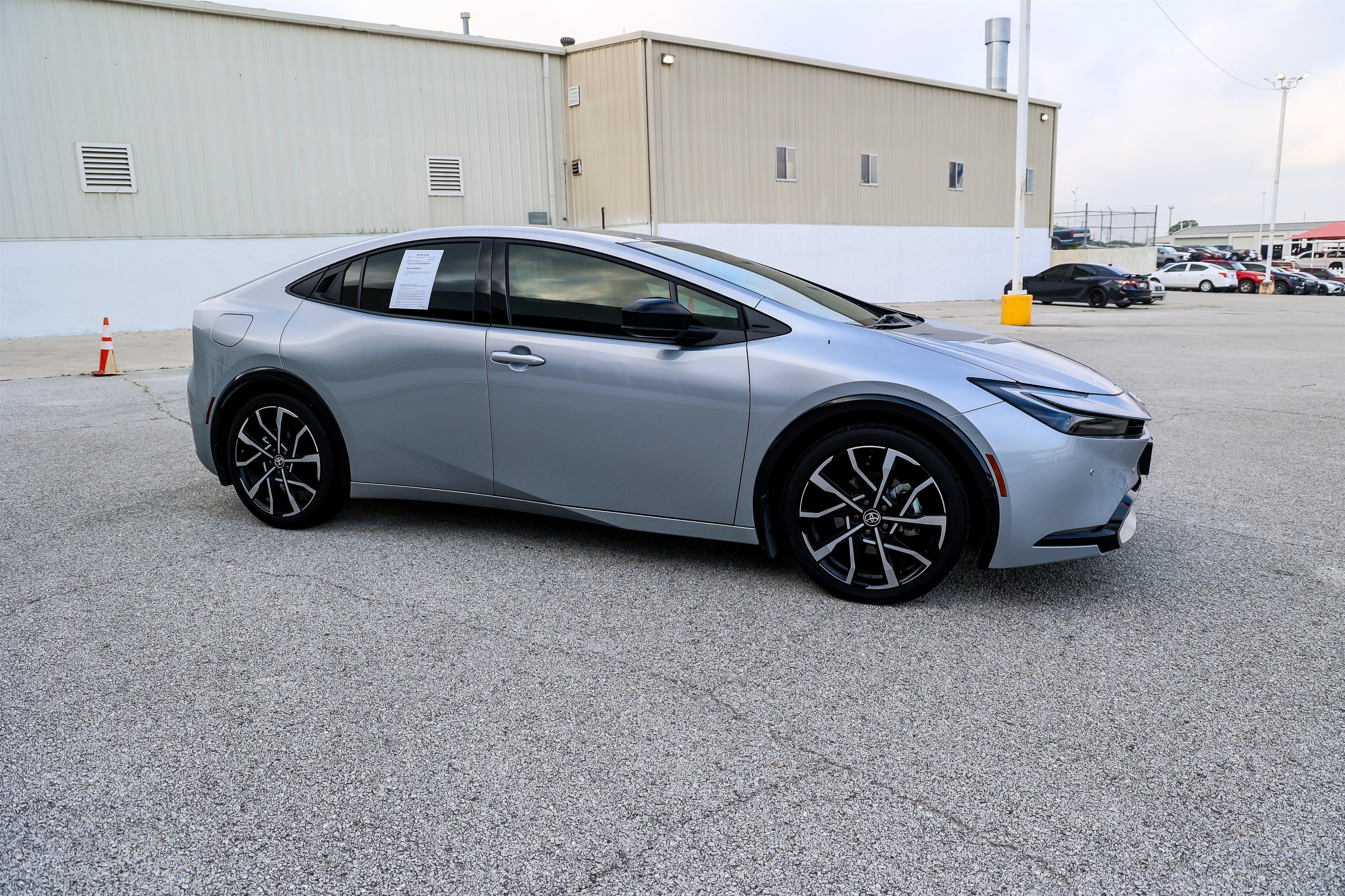 2025 Toyota Prius Plug-in Hybrid XSE