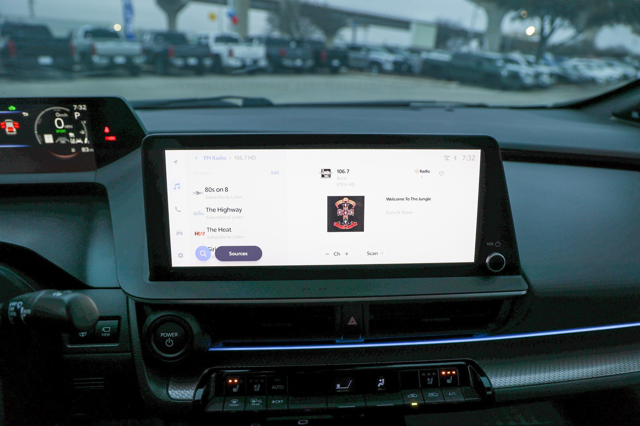 2023 Toyota PRIUS Limited