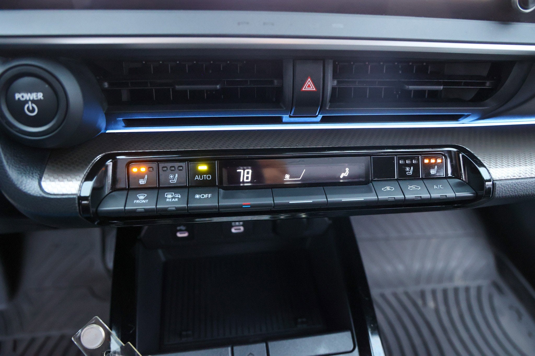 2023 Toyota PRIUS Limited