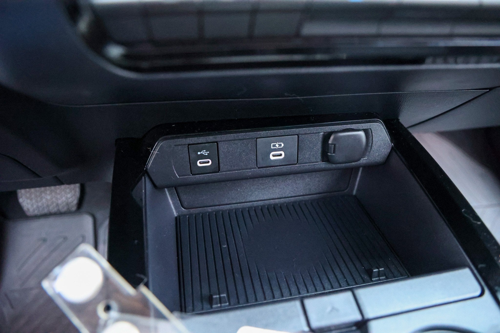 2023 Toyota PRIUS Limited