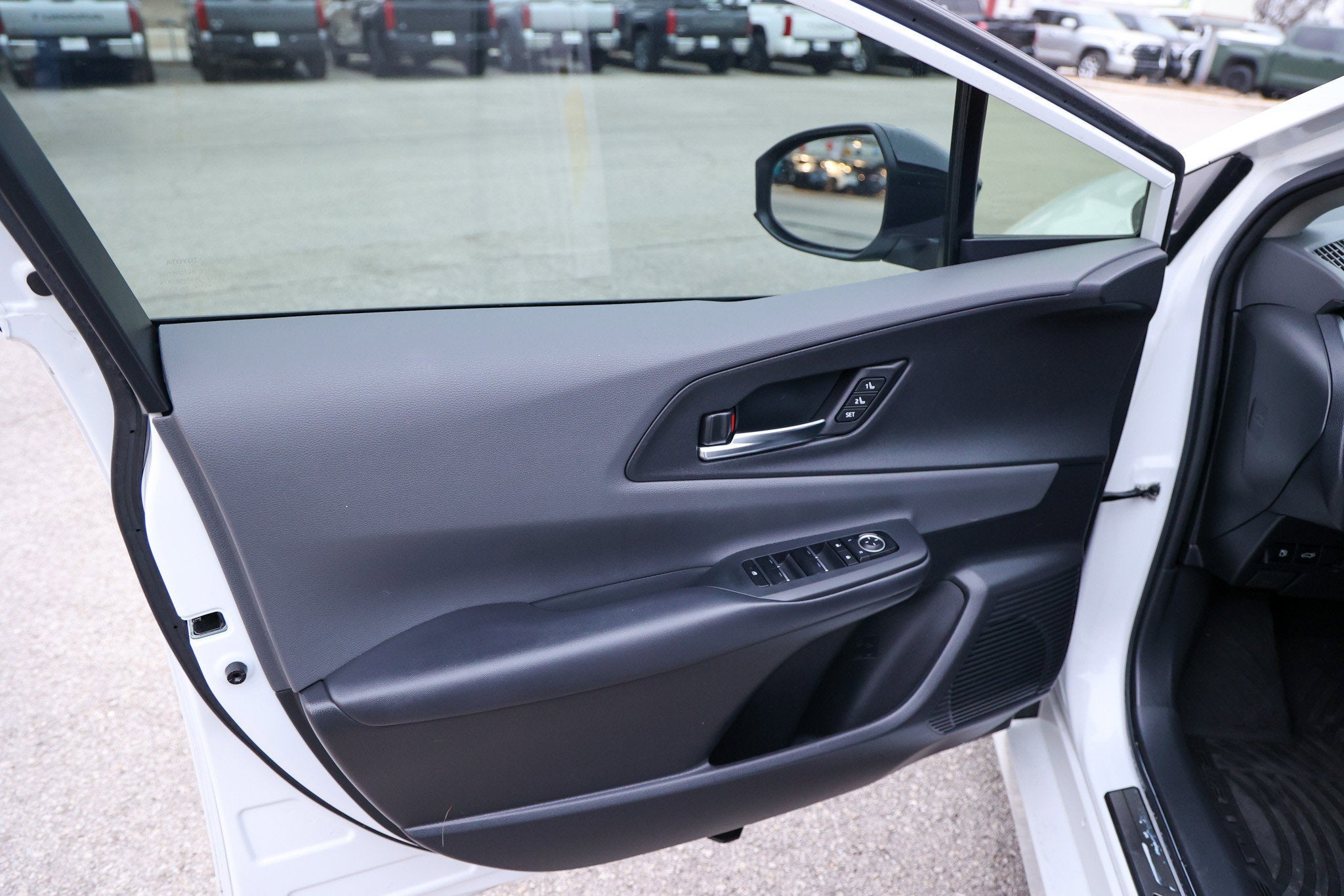 2023 Toyota PRIUS Limited