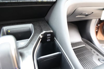 2025 Toyota CROWN Platinum