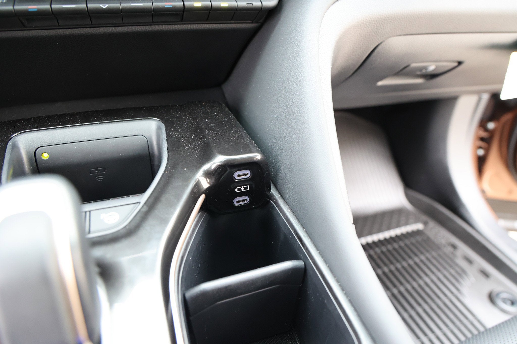 2025 Toyota CROWN Platinum