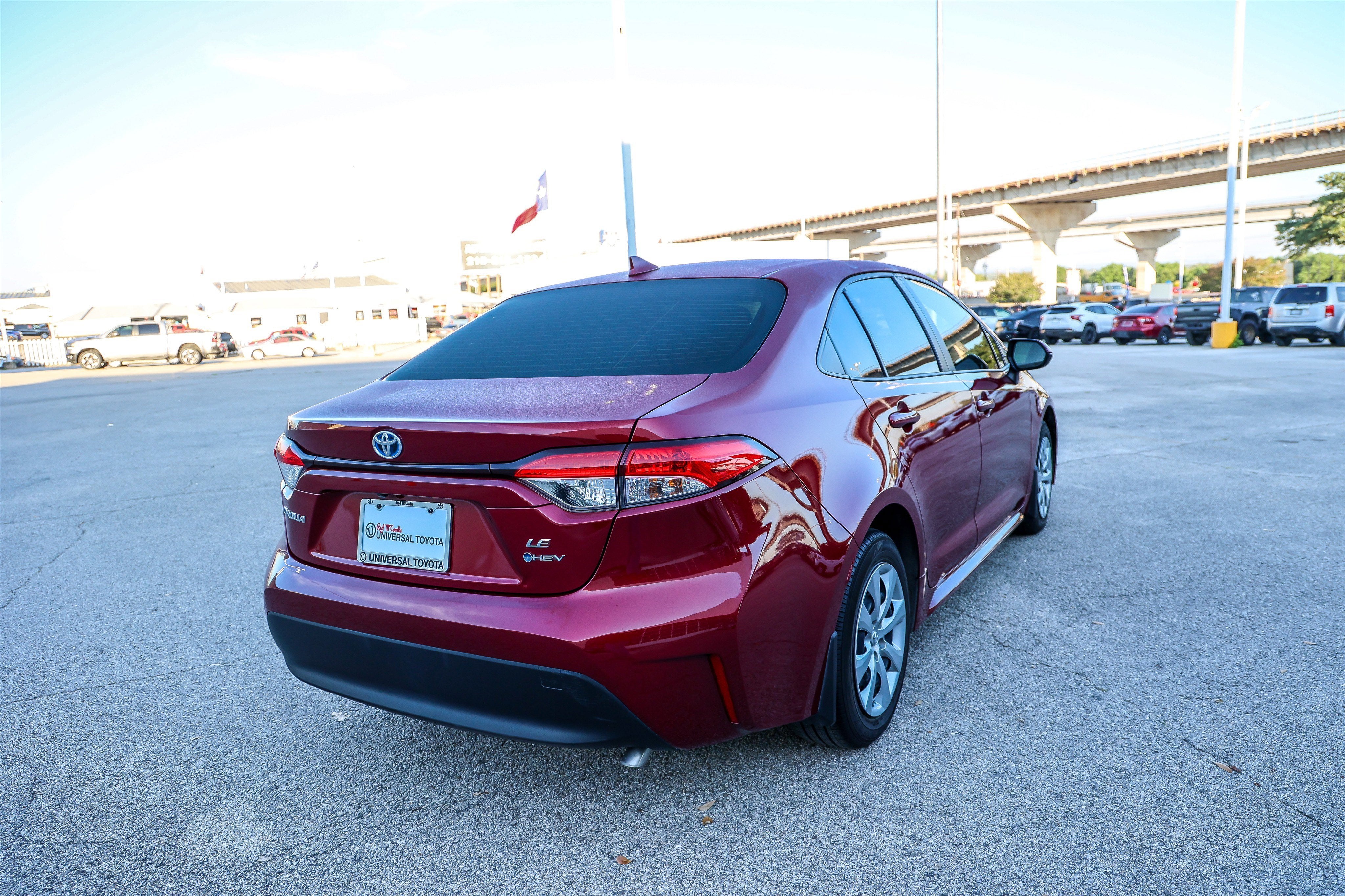 2025 Toyota Corolla Hybrid LE