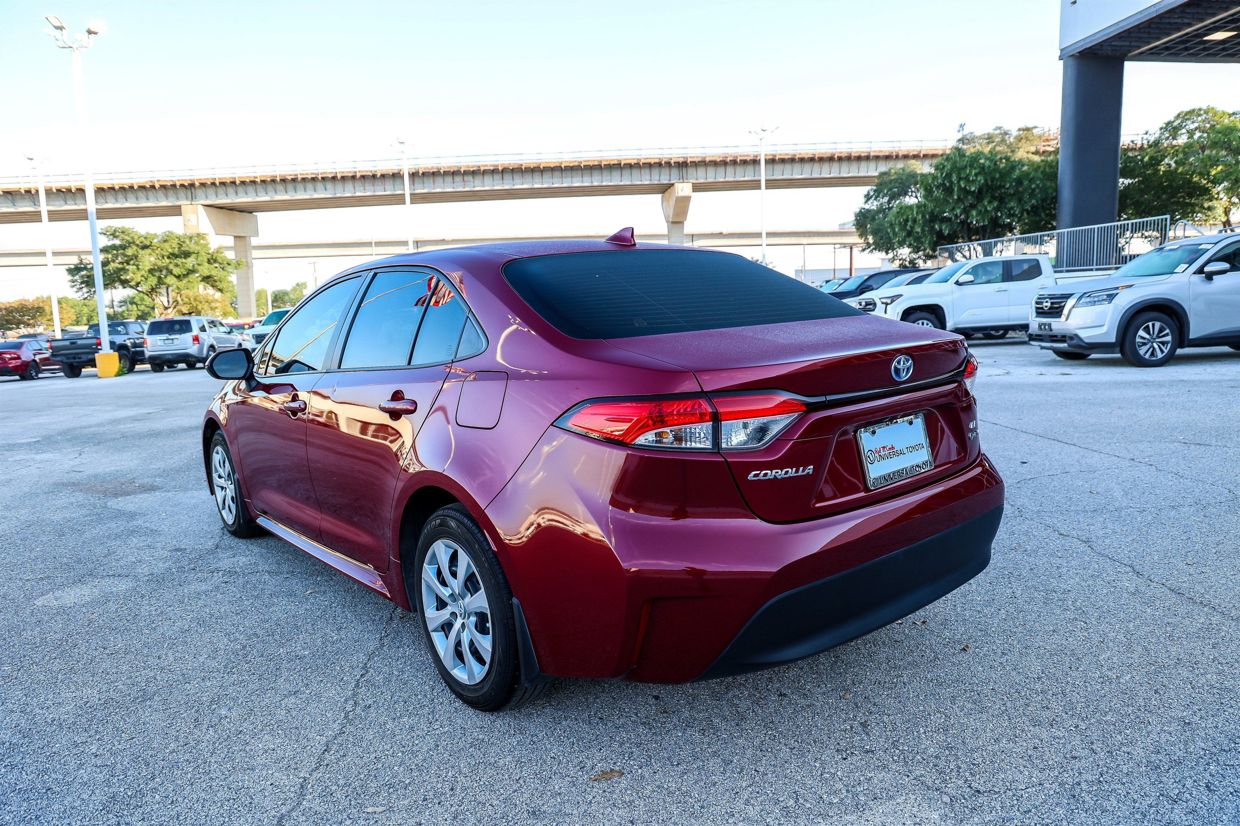 2025 Toyota Corolla Hybrid LE