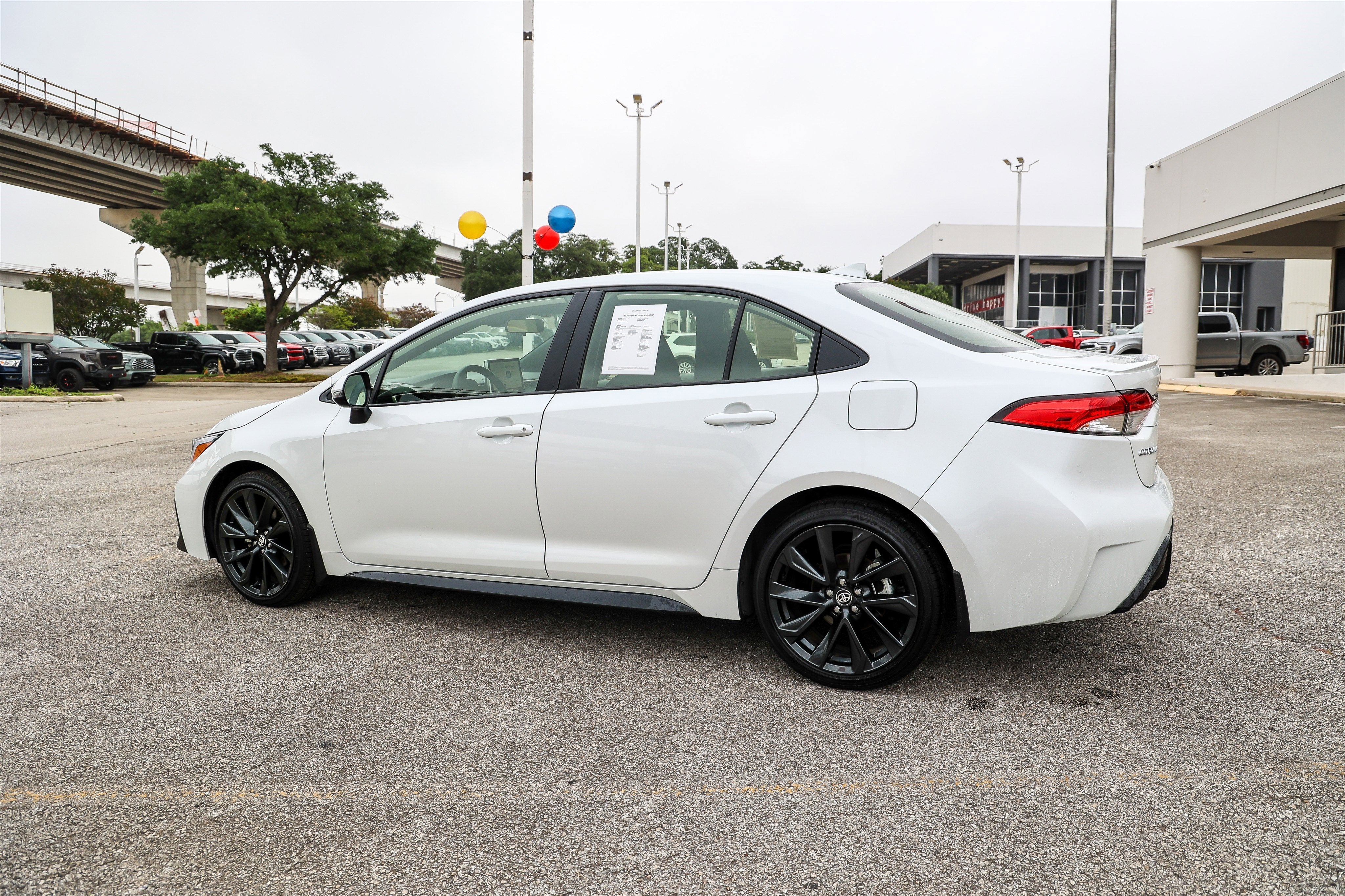 2026 Toyota Corolla Hybrid SE