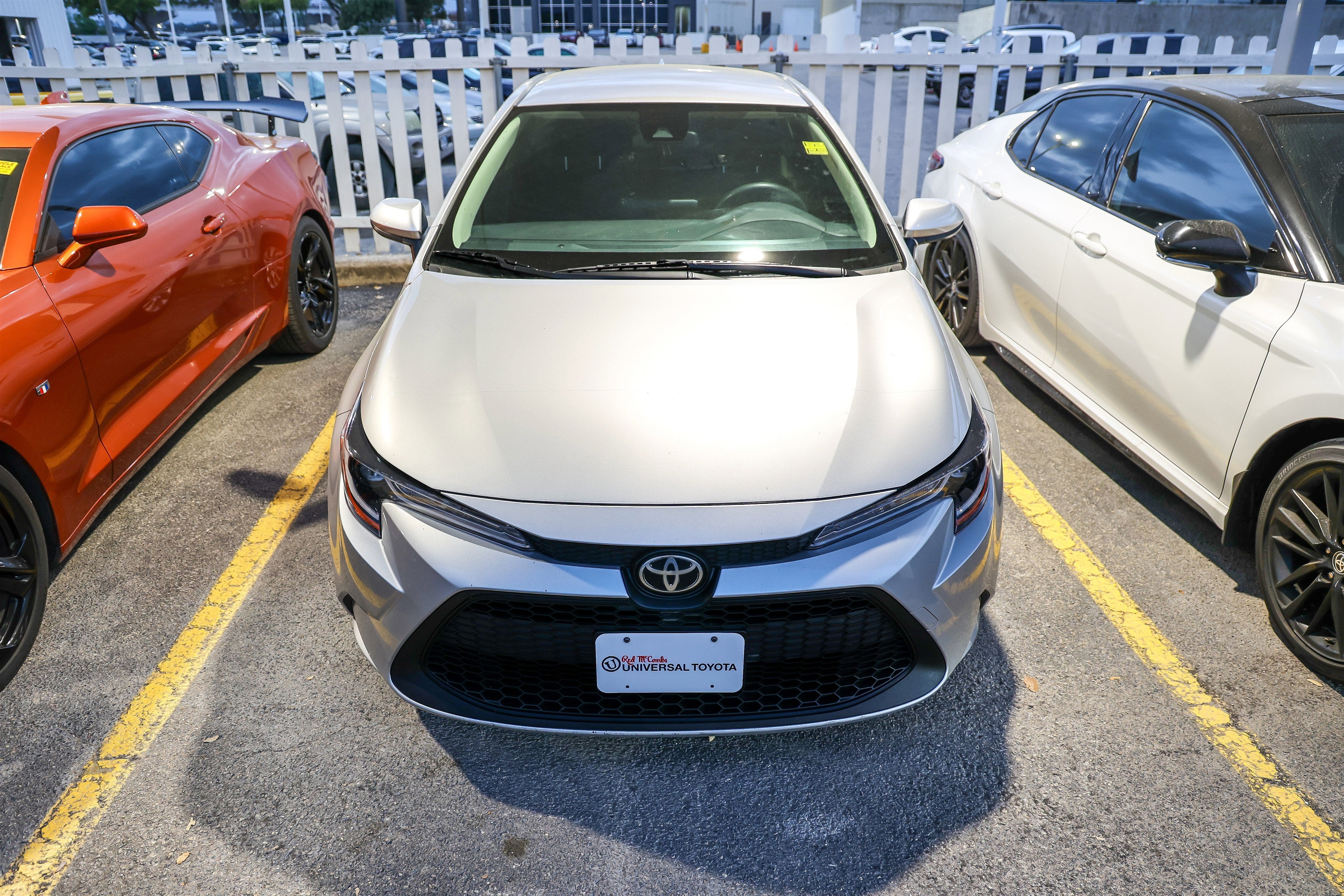 2022 Toyota COROLLA LE