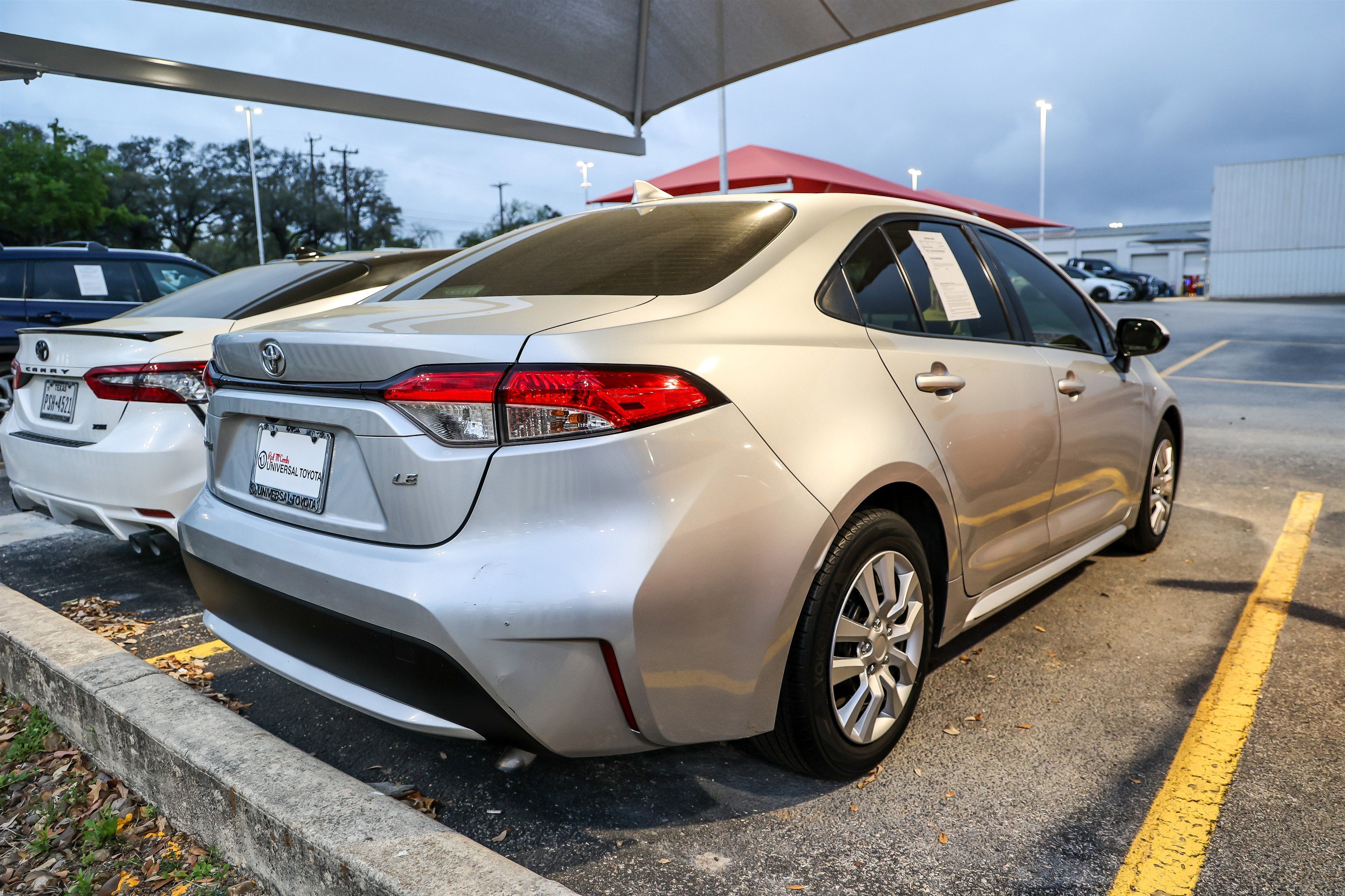 2022 Toyota COROLLA LE