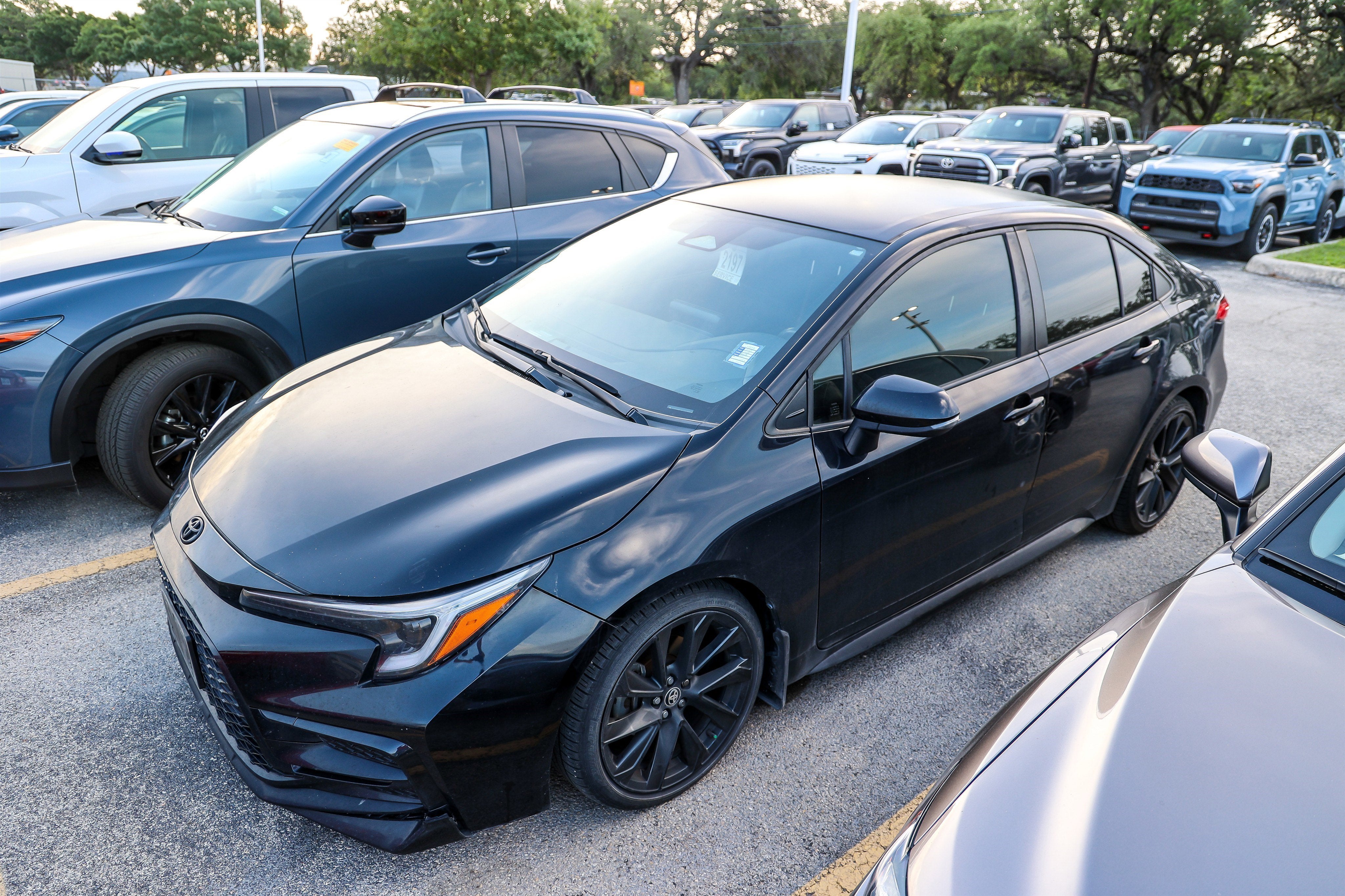 2023 Toyota COROLLA SE