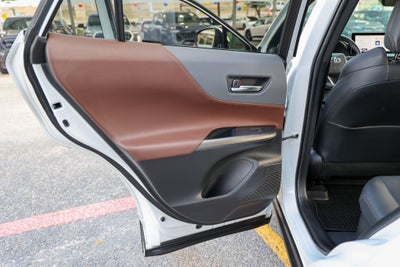 2023 Toyota Venza XLE