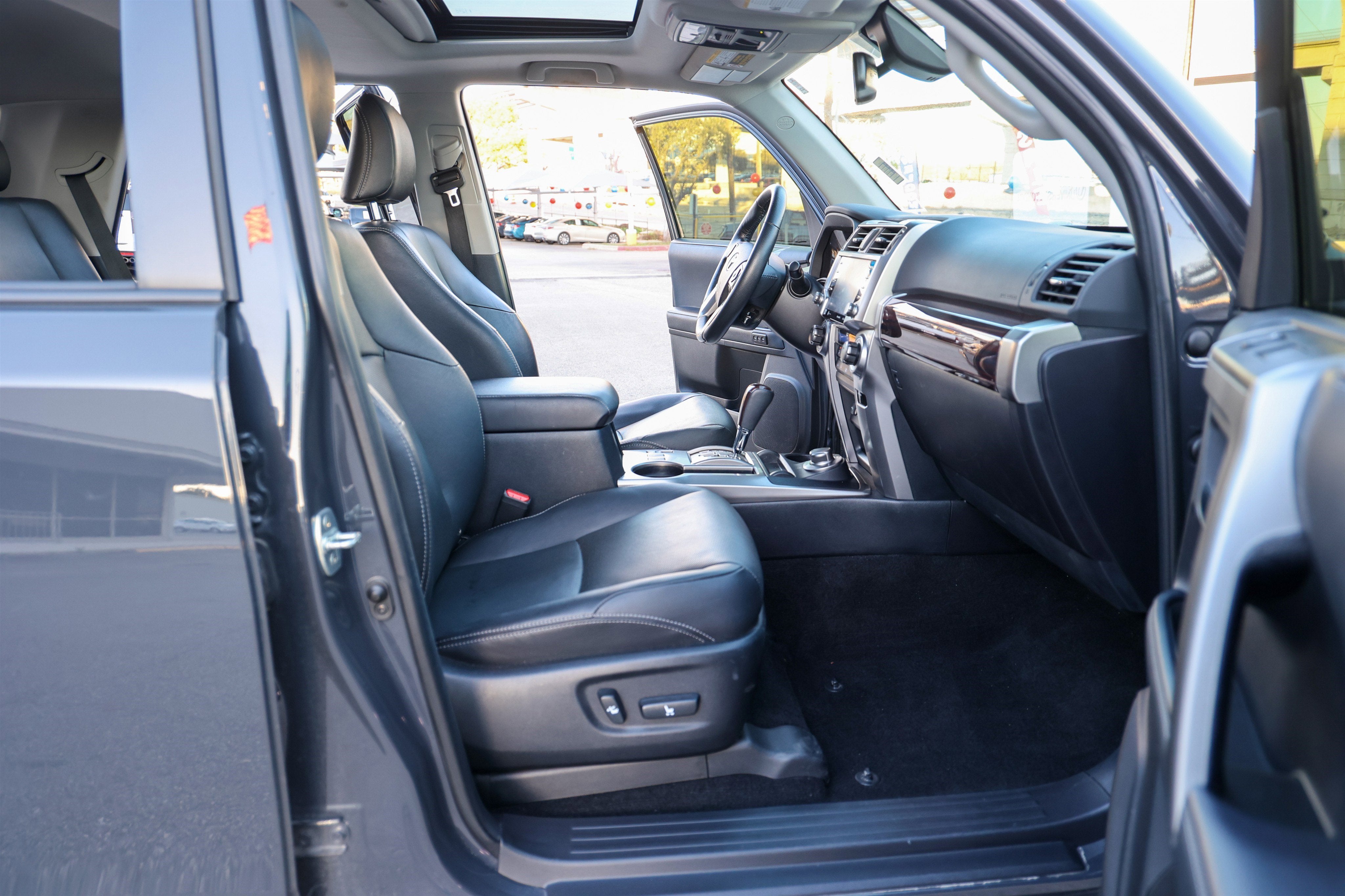 2024 Toyota 4RUNNER Limited