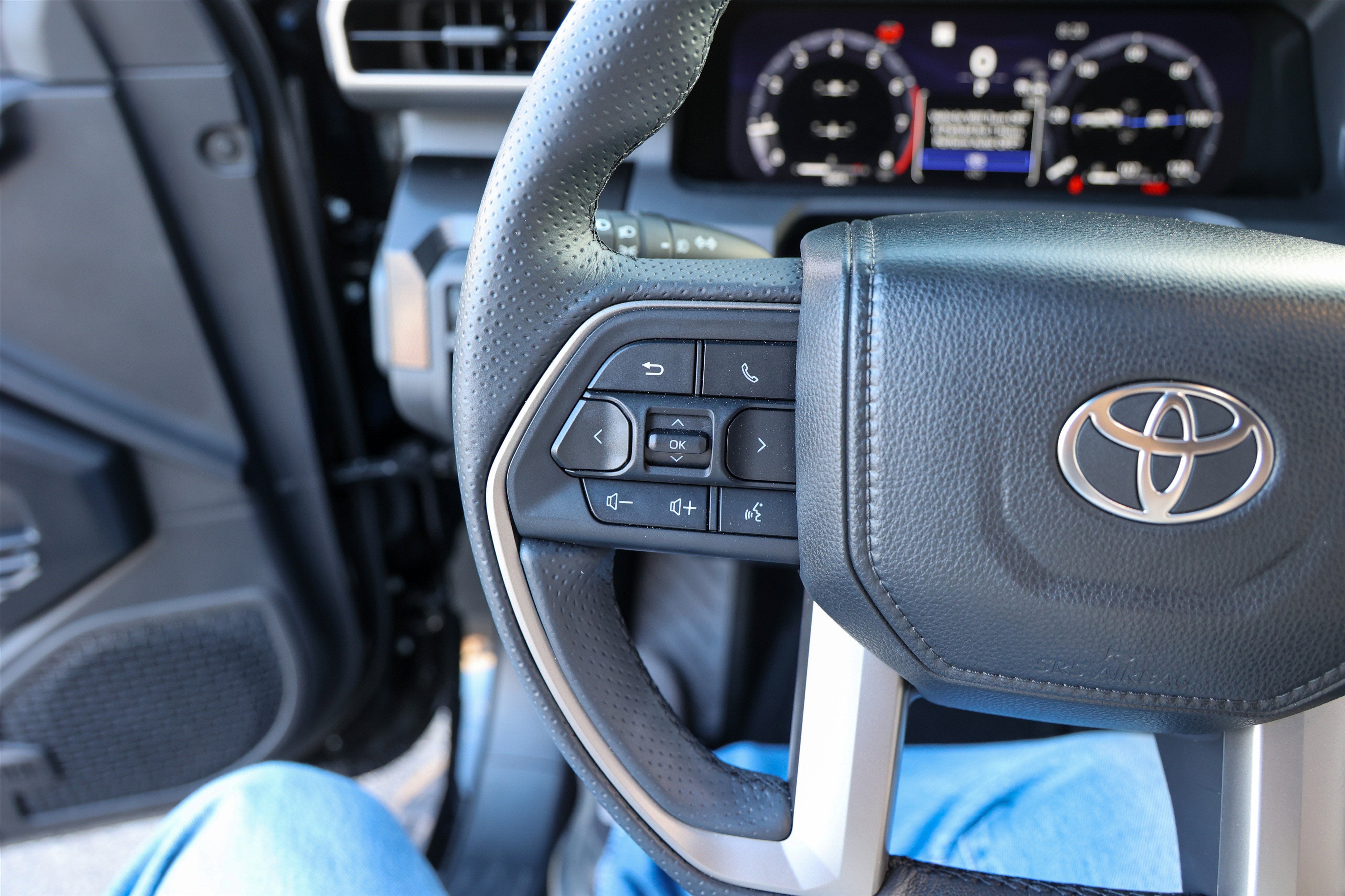 2025 Toyota 4RUNNER Limited