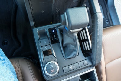 2025 Toyota 4RUNNER Limited