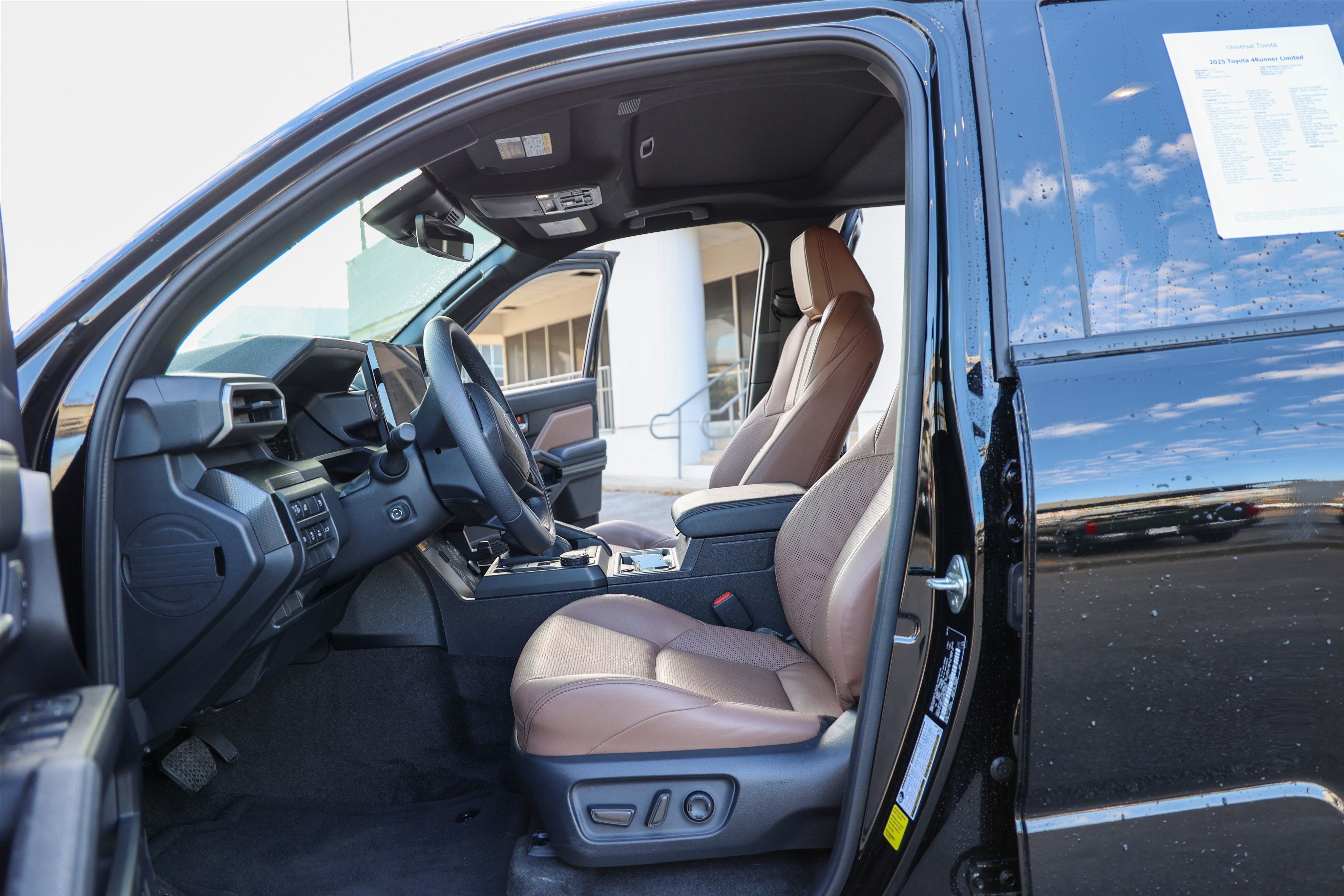 2025 Toyota 4RUNNER Limited