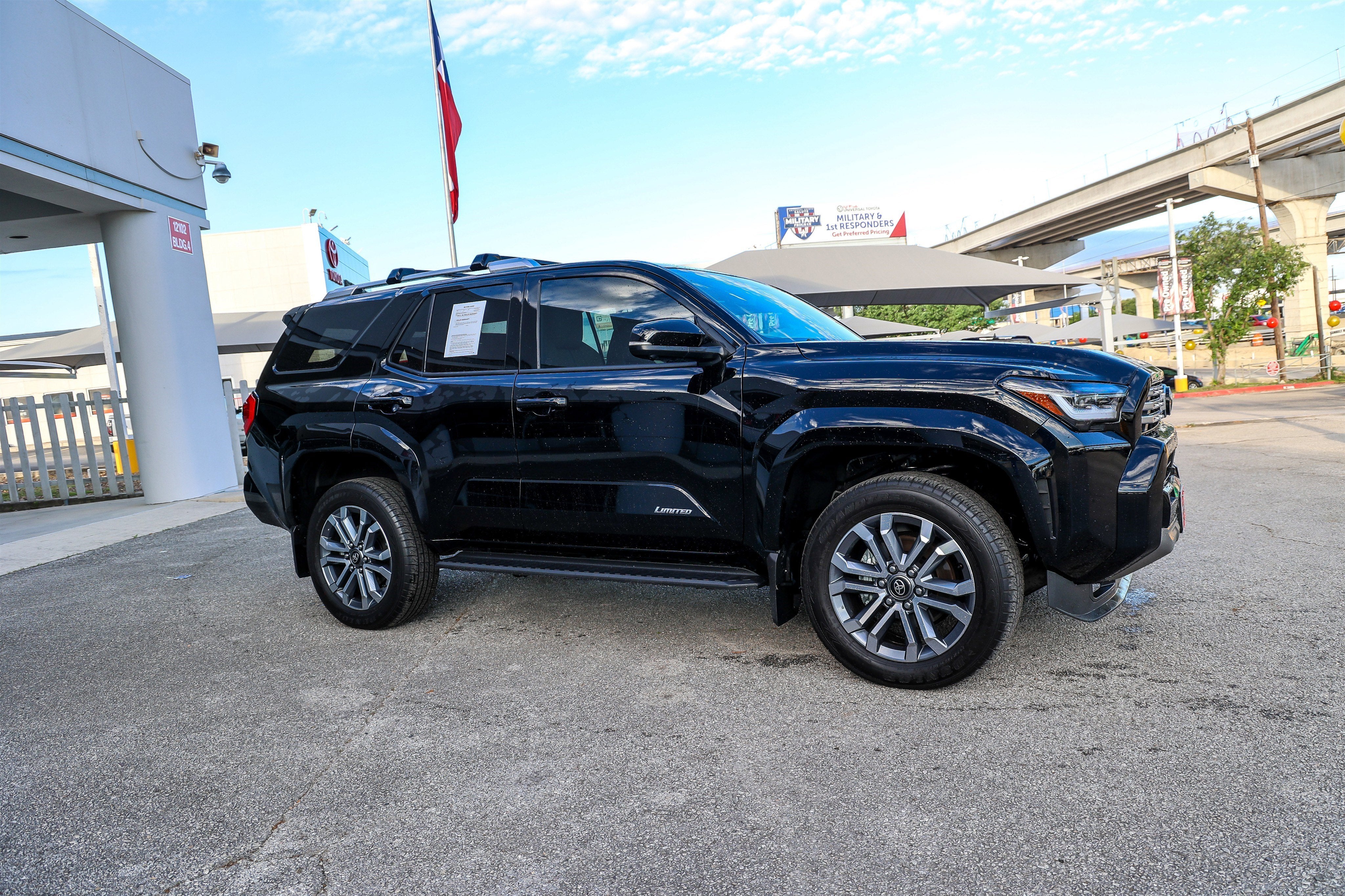 2025 Toyota 4RUNNER Limited