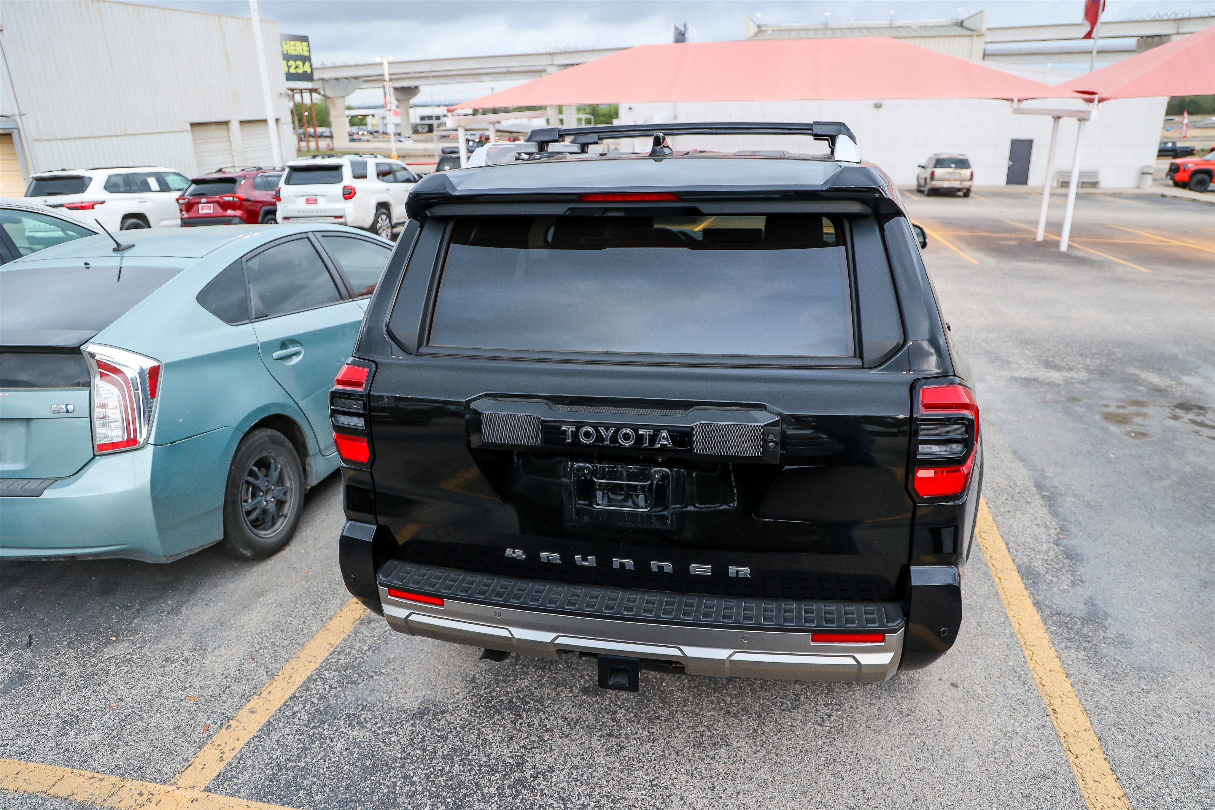 2025 Toyota 4RUNNER Limited