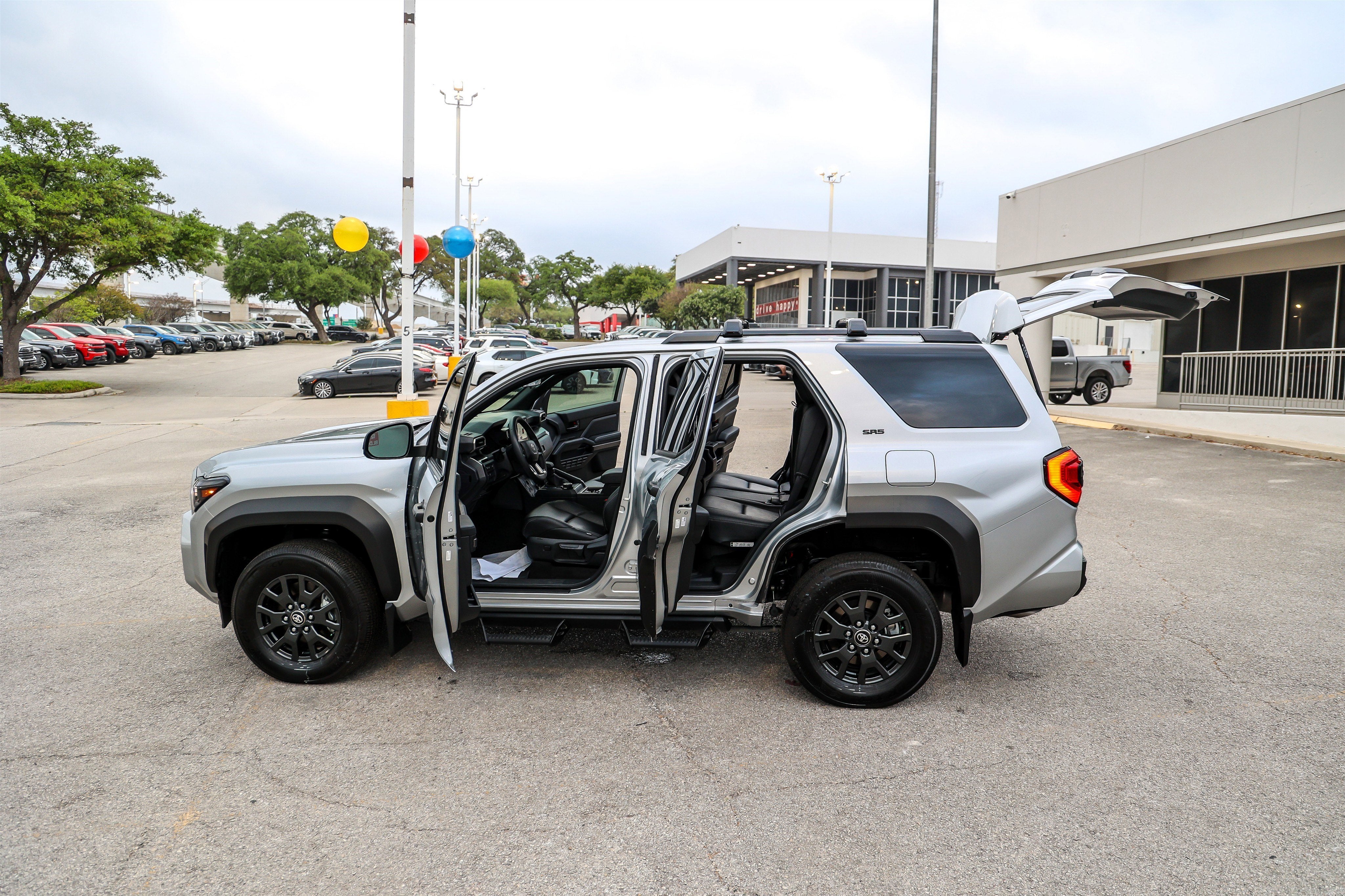2025 Toyota 4RUNNER SR5