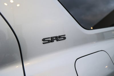 2025 Toyota 4RUNNER SR5