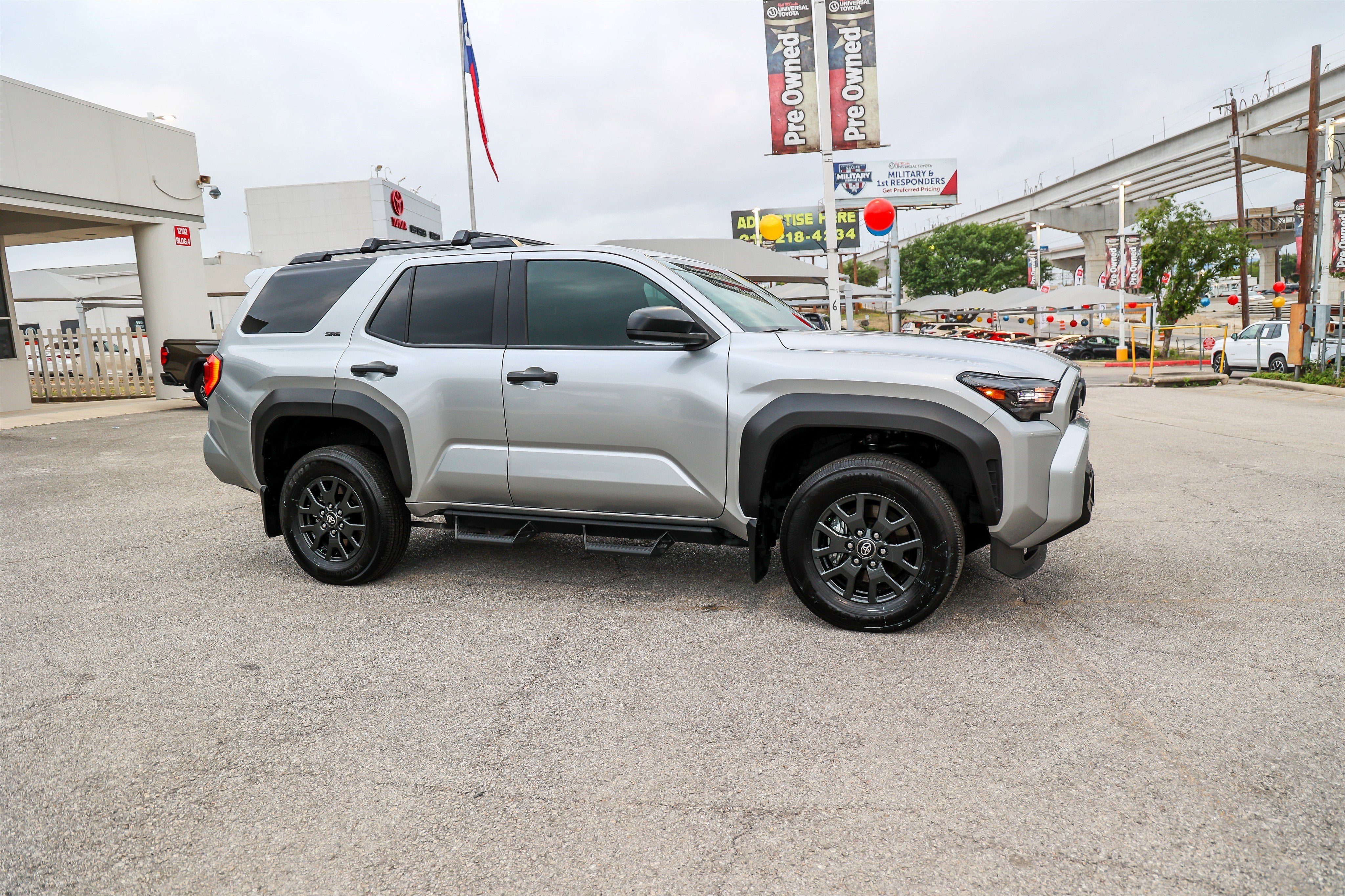 2025 Toyota 4RUNNER SR5
