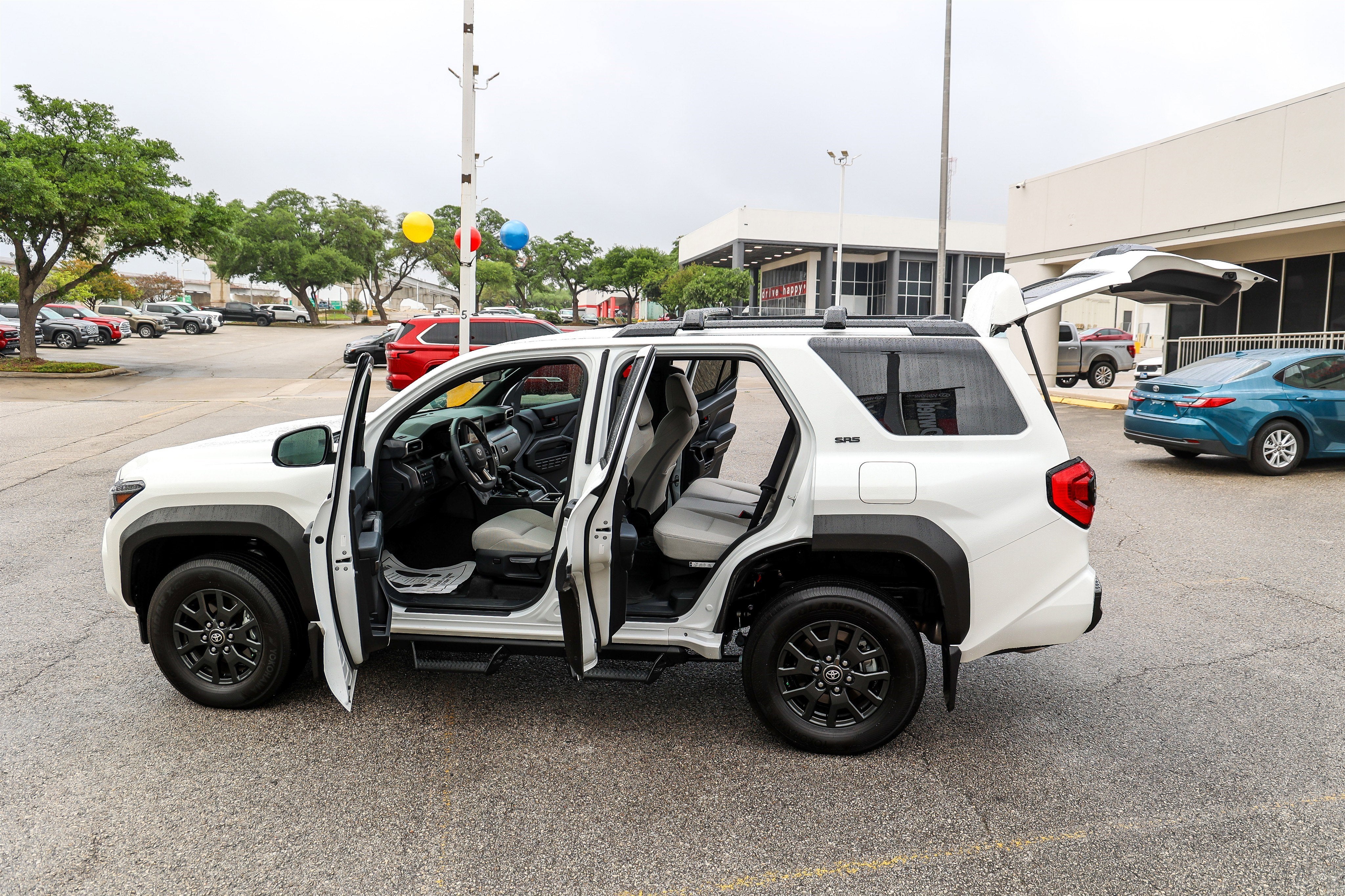 2025 Toyota 4RUNNER SR5