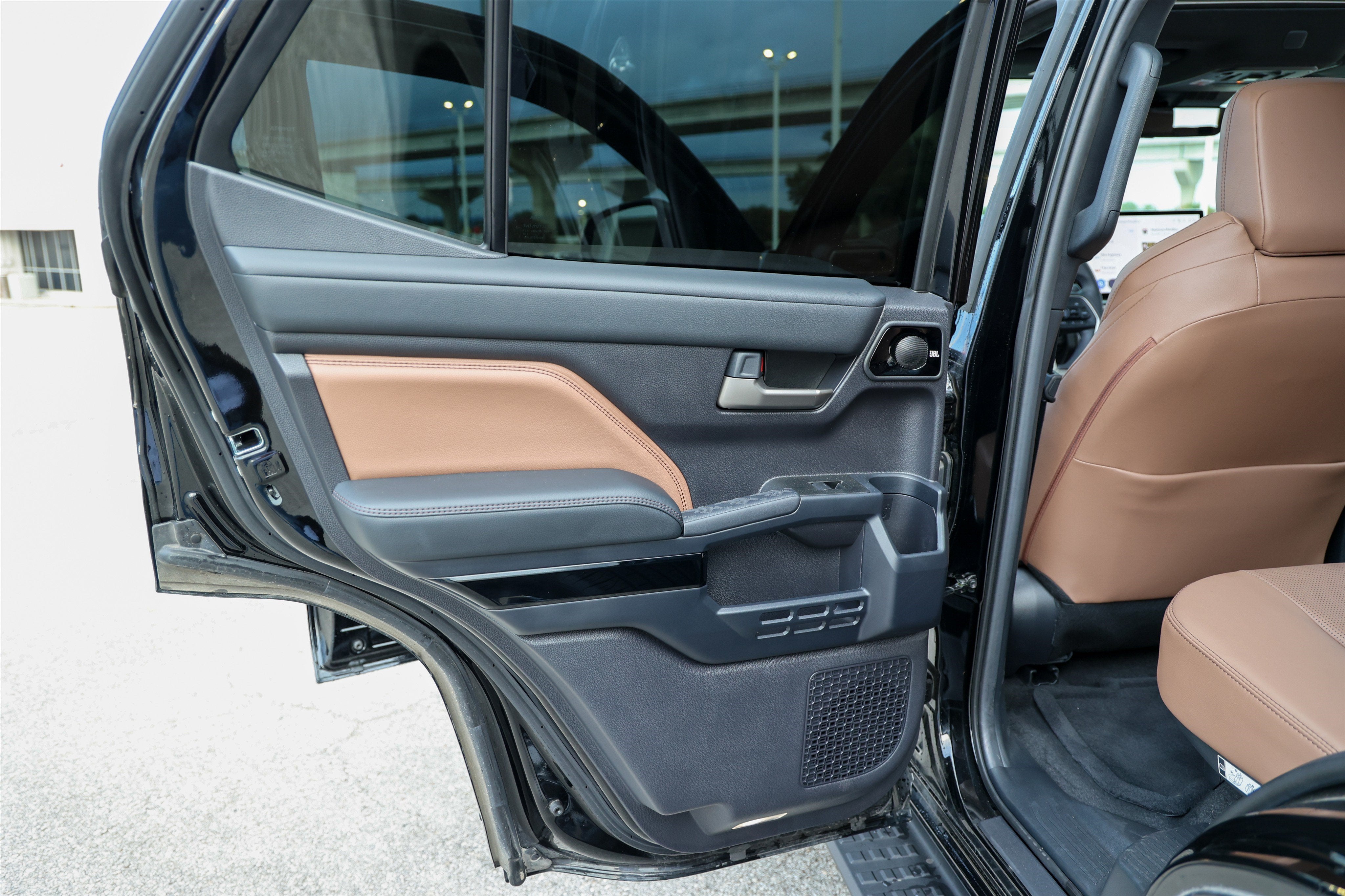 2025 Toyota 4Runner i-FORCE MAX Hybrid Limited