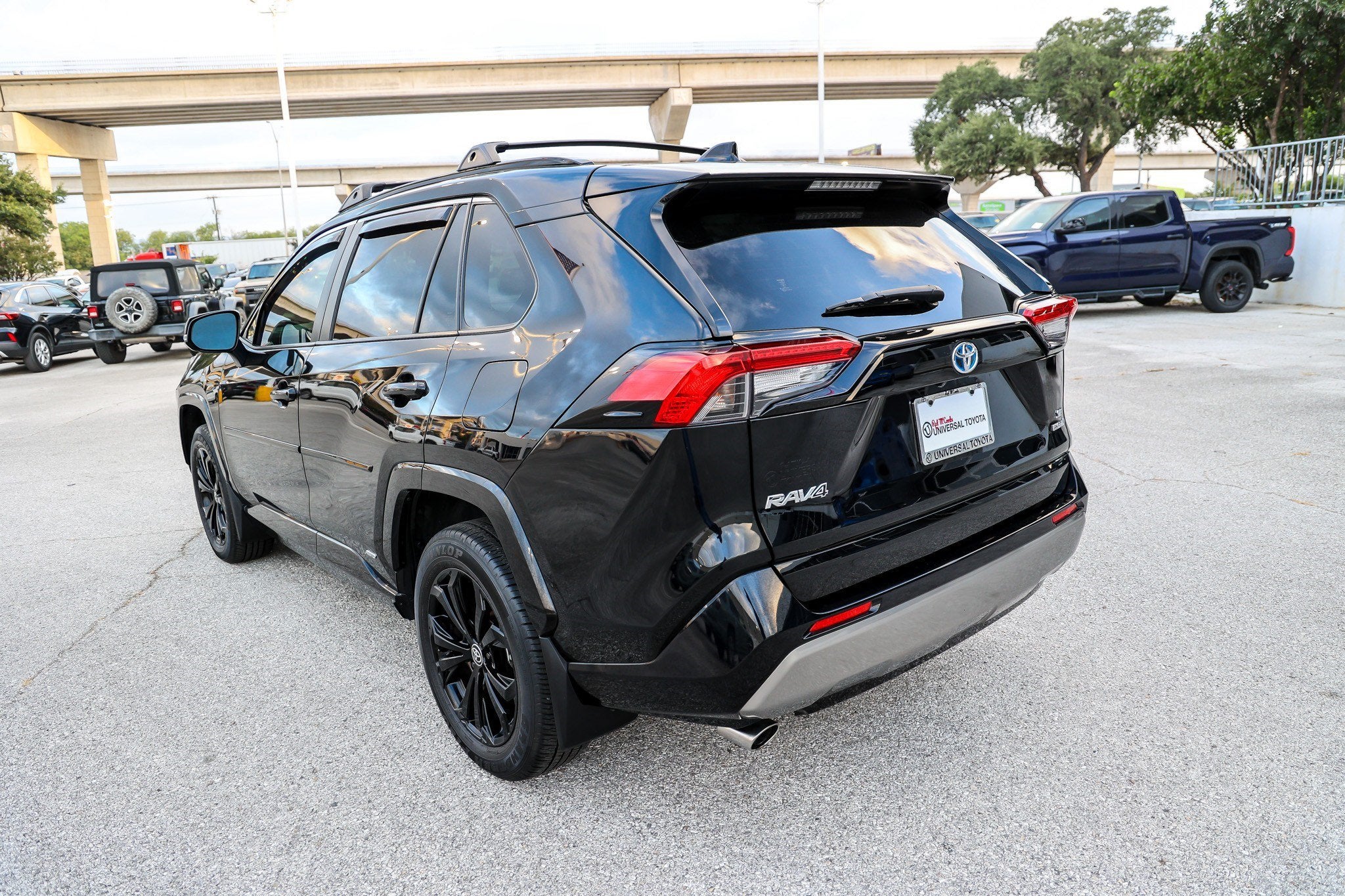2024 Toyota RAV4 Hybrid Hybrid SE