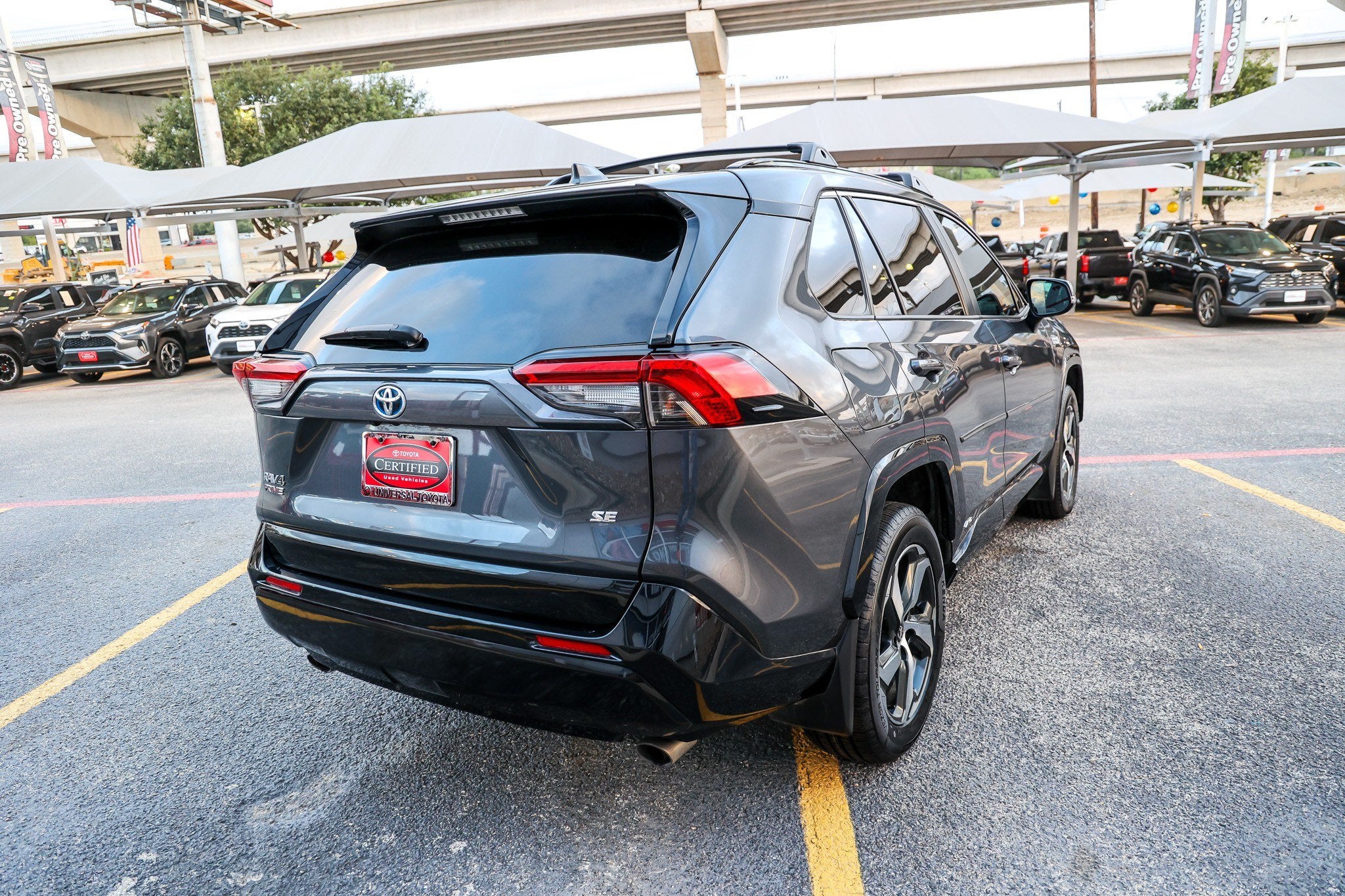 2024 Toyota RAV4 Prime SE