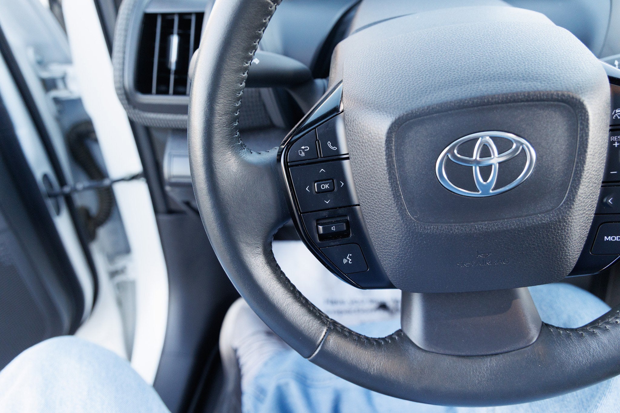 2023 Toyota bZ4X Limited