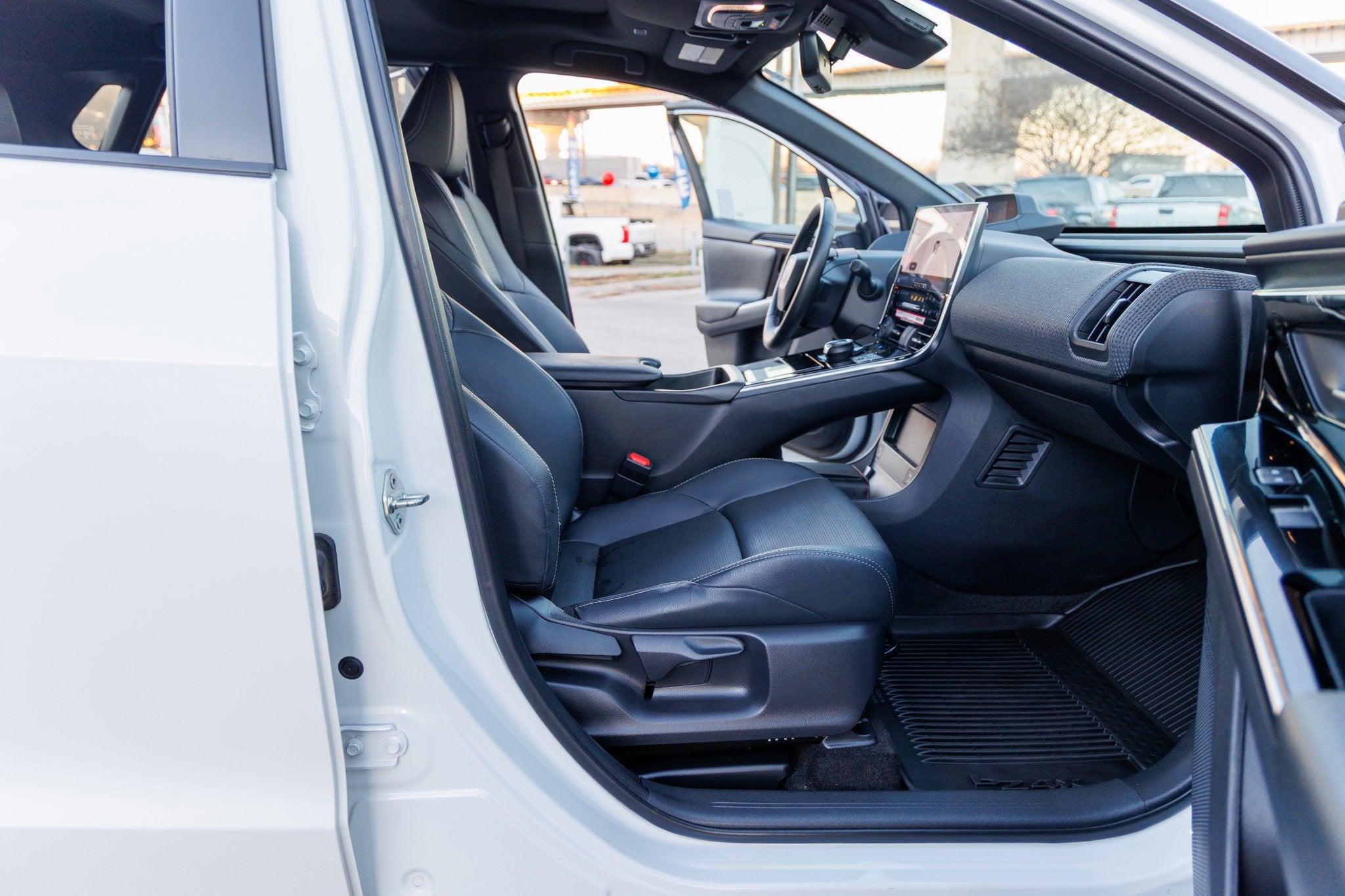 2023 Toyota bZ4X Limited