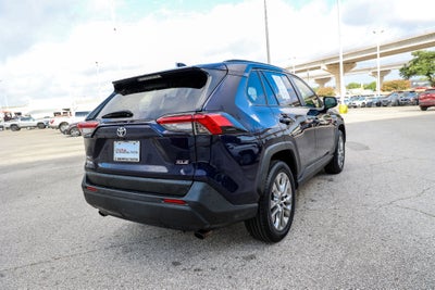 2020 Toyota RAV4 XLE Premium