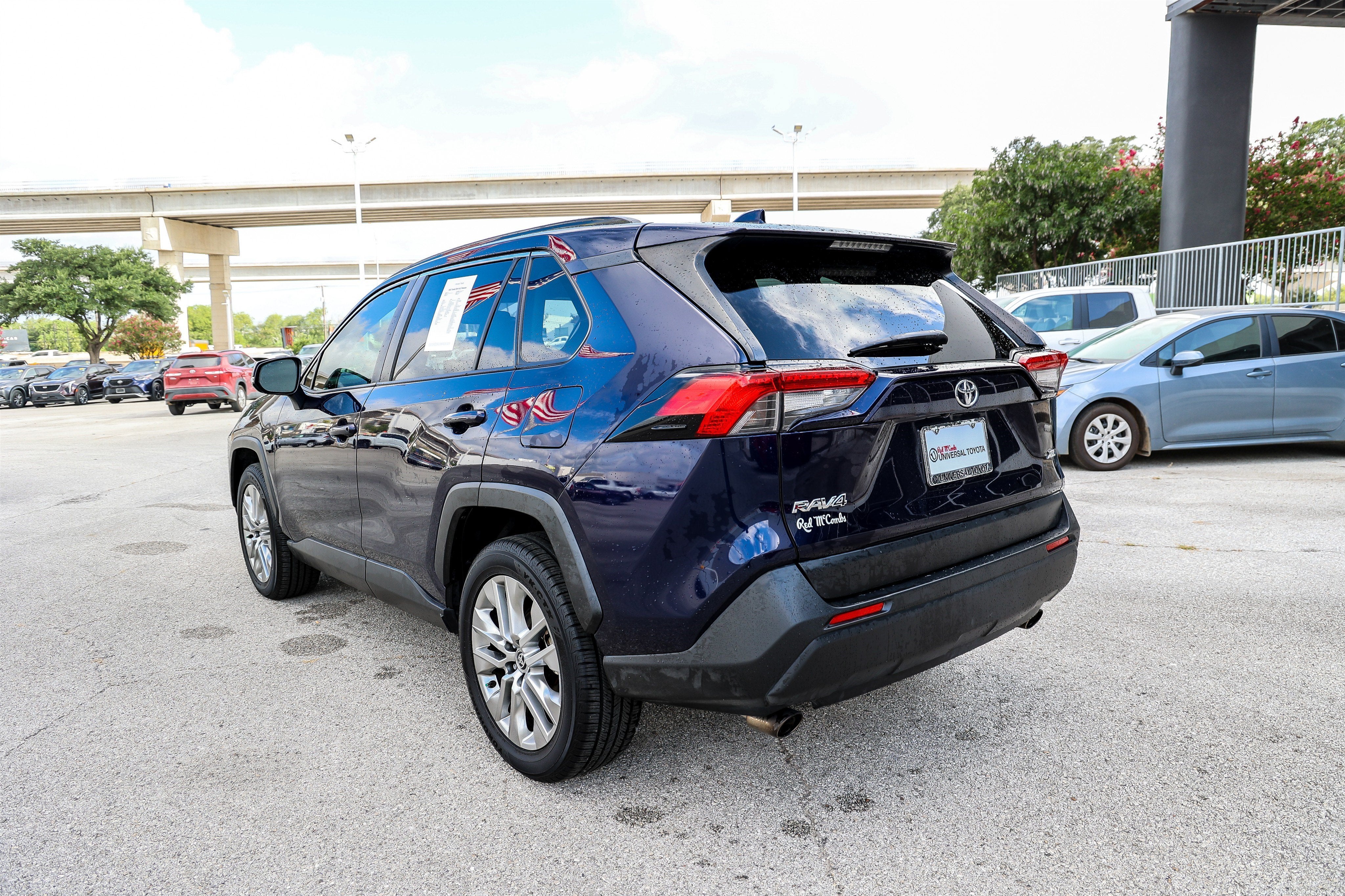 2020 Toyota RAV4 XLE Premium