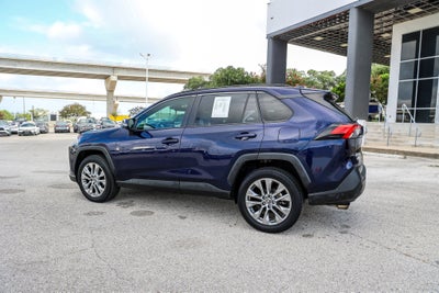 2020 Toyota RAV4 XLE Premium