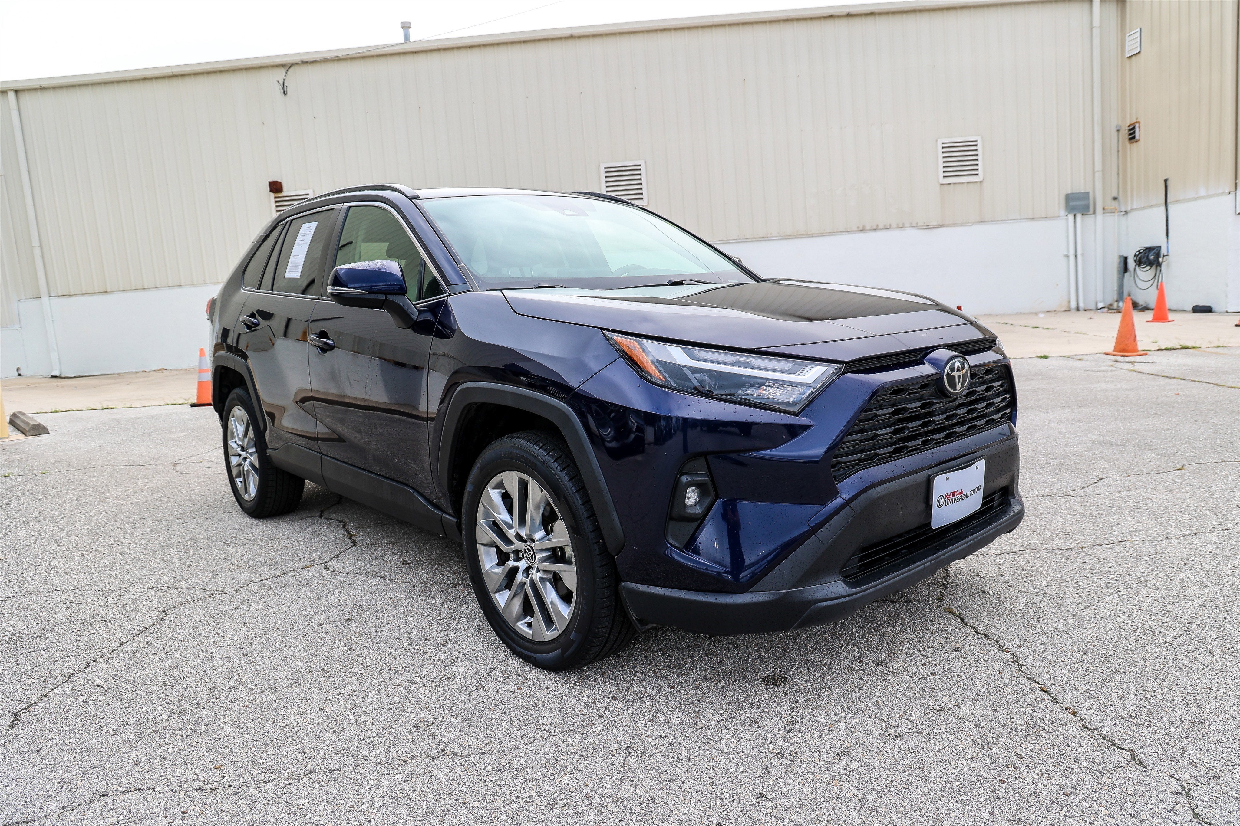 2022 Toyota RAV4 XLE Premium