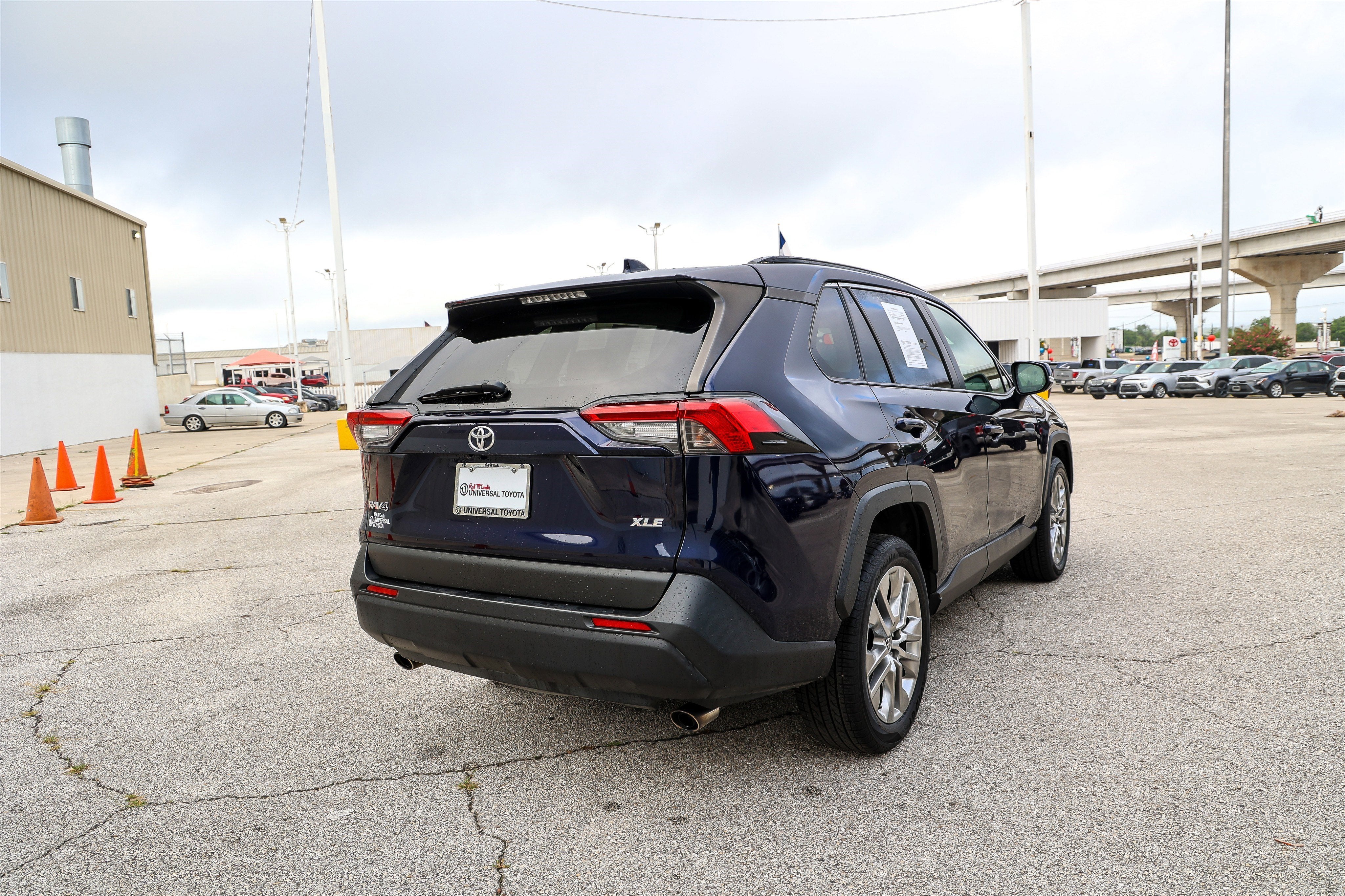 2022 Toyota RAV4 XLE Premium