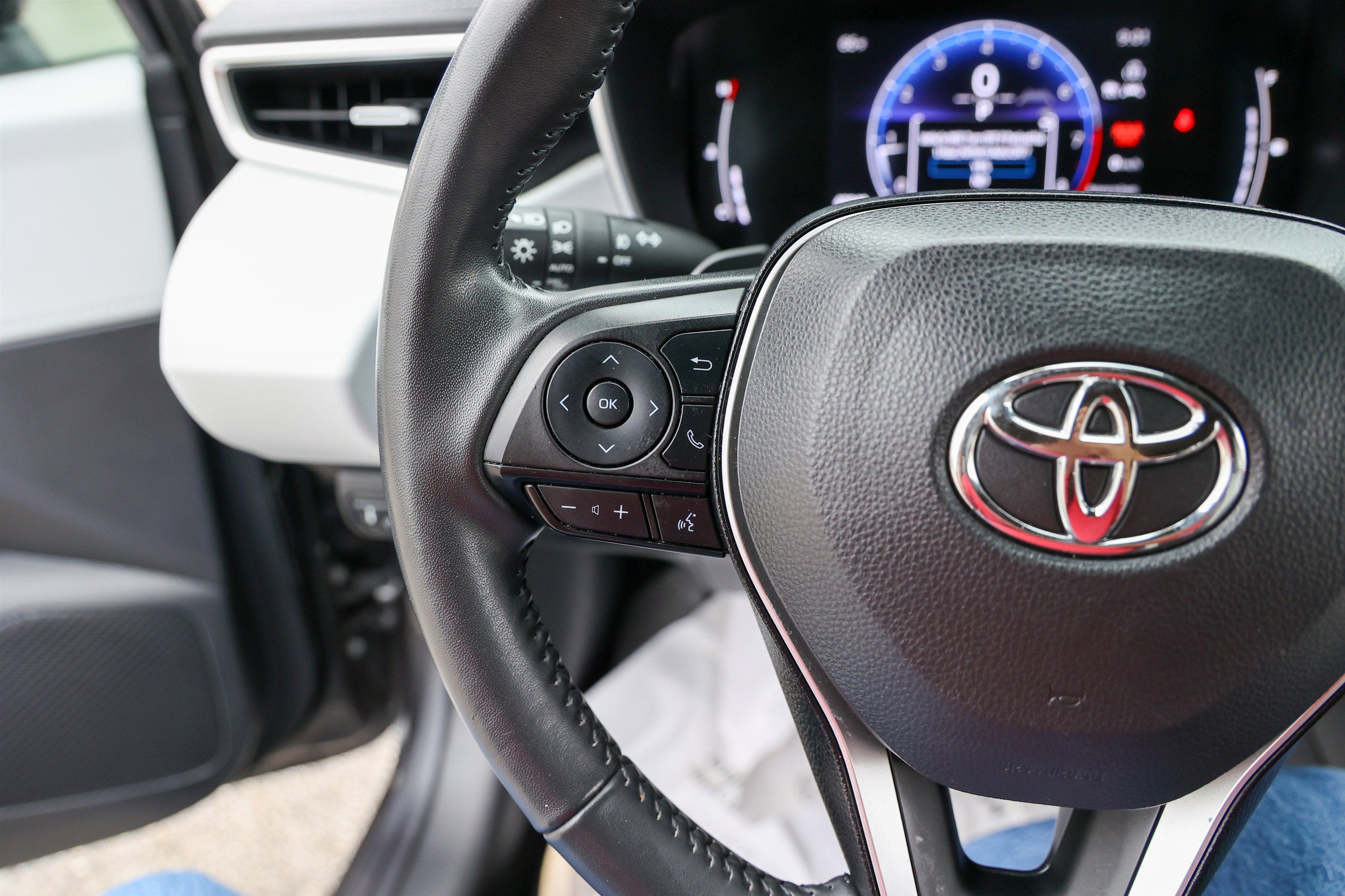 2024 Toyota Corolla Hatchback XSE