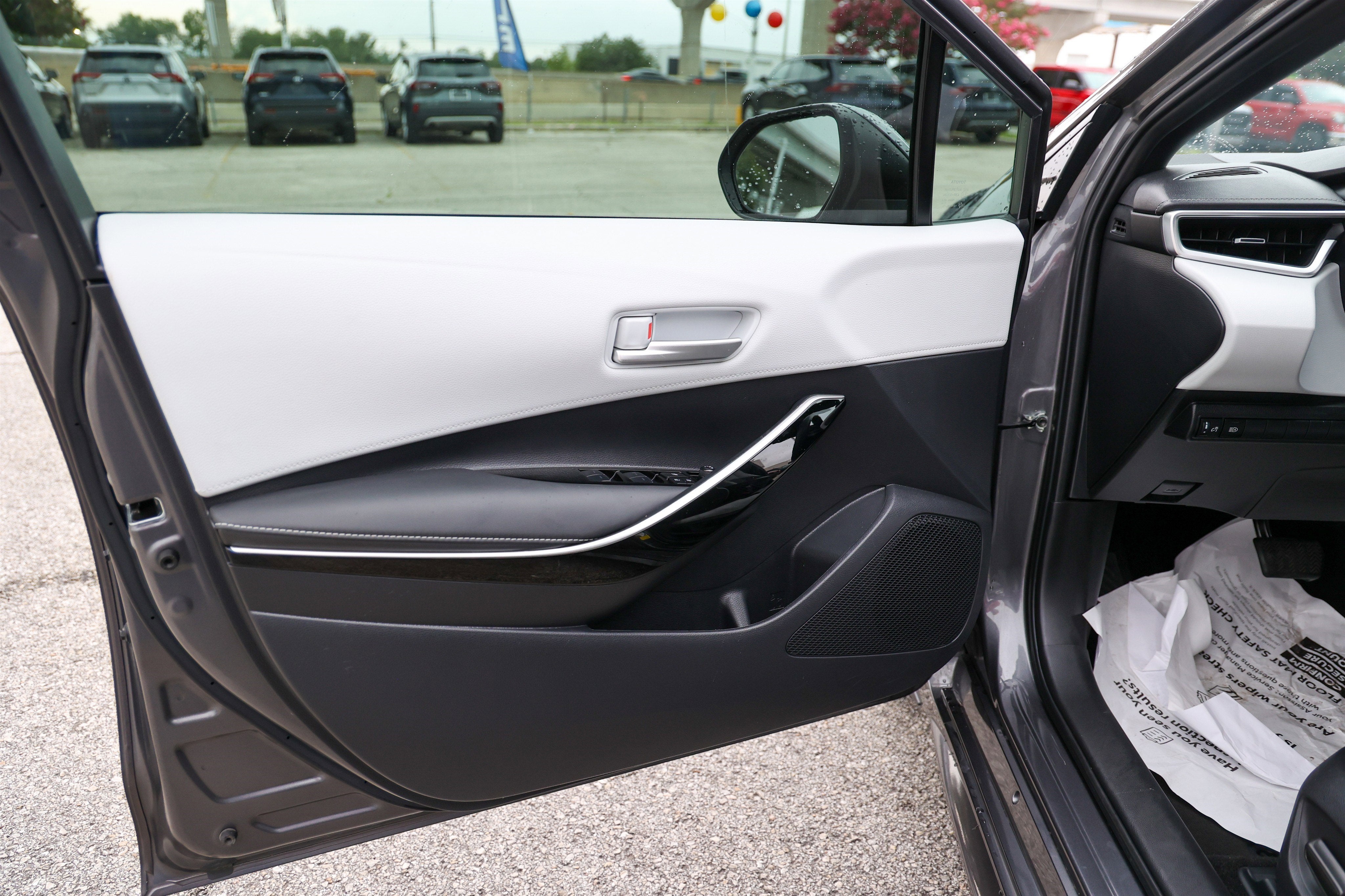2024 Toyota Corolla Hatchback XSE
