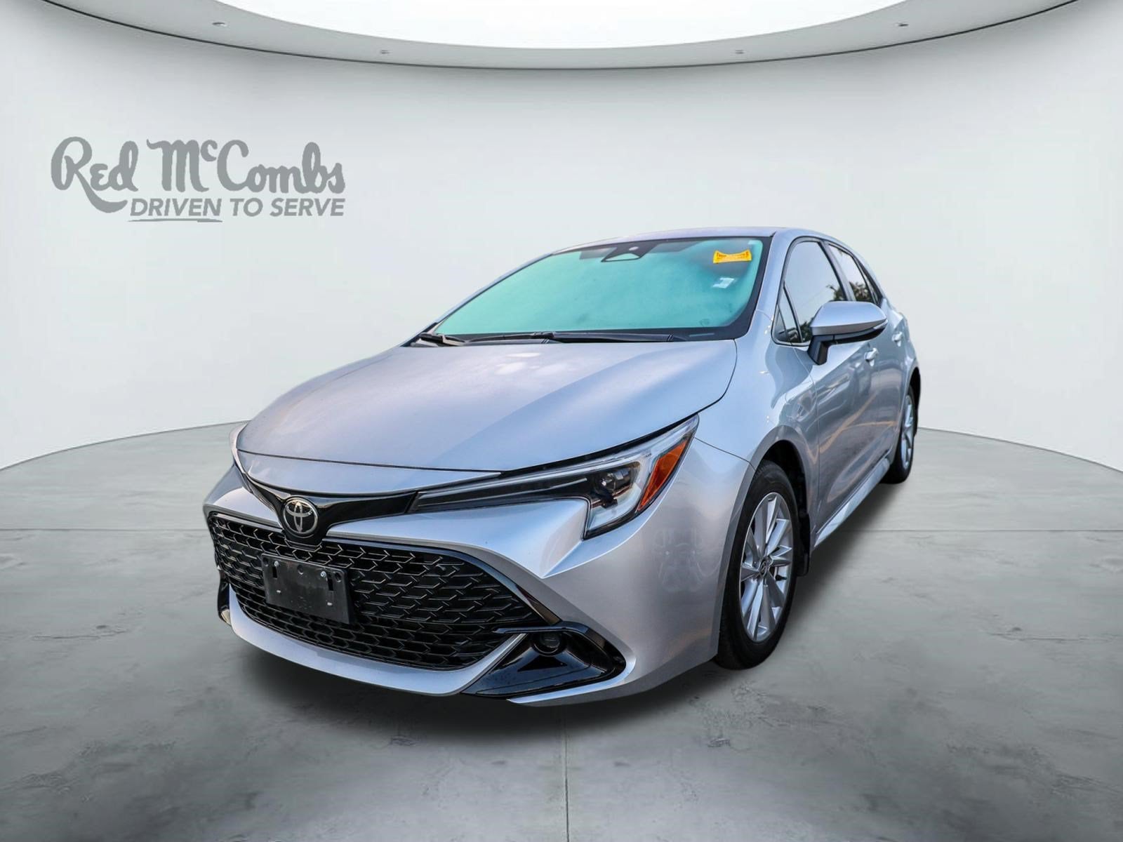 2025 Toyota Corolla Hatchback SE