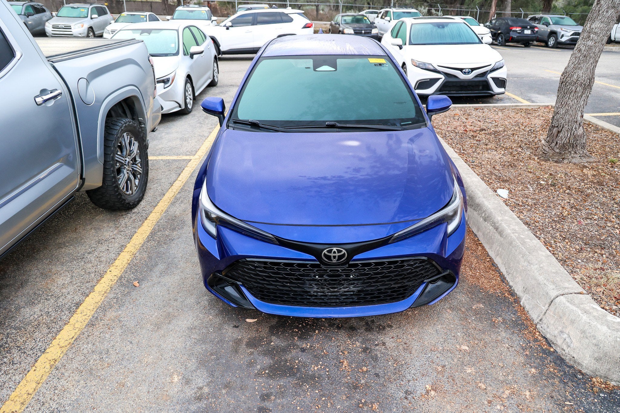 2023 Toyota COROLLA HATCHBACK SE