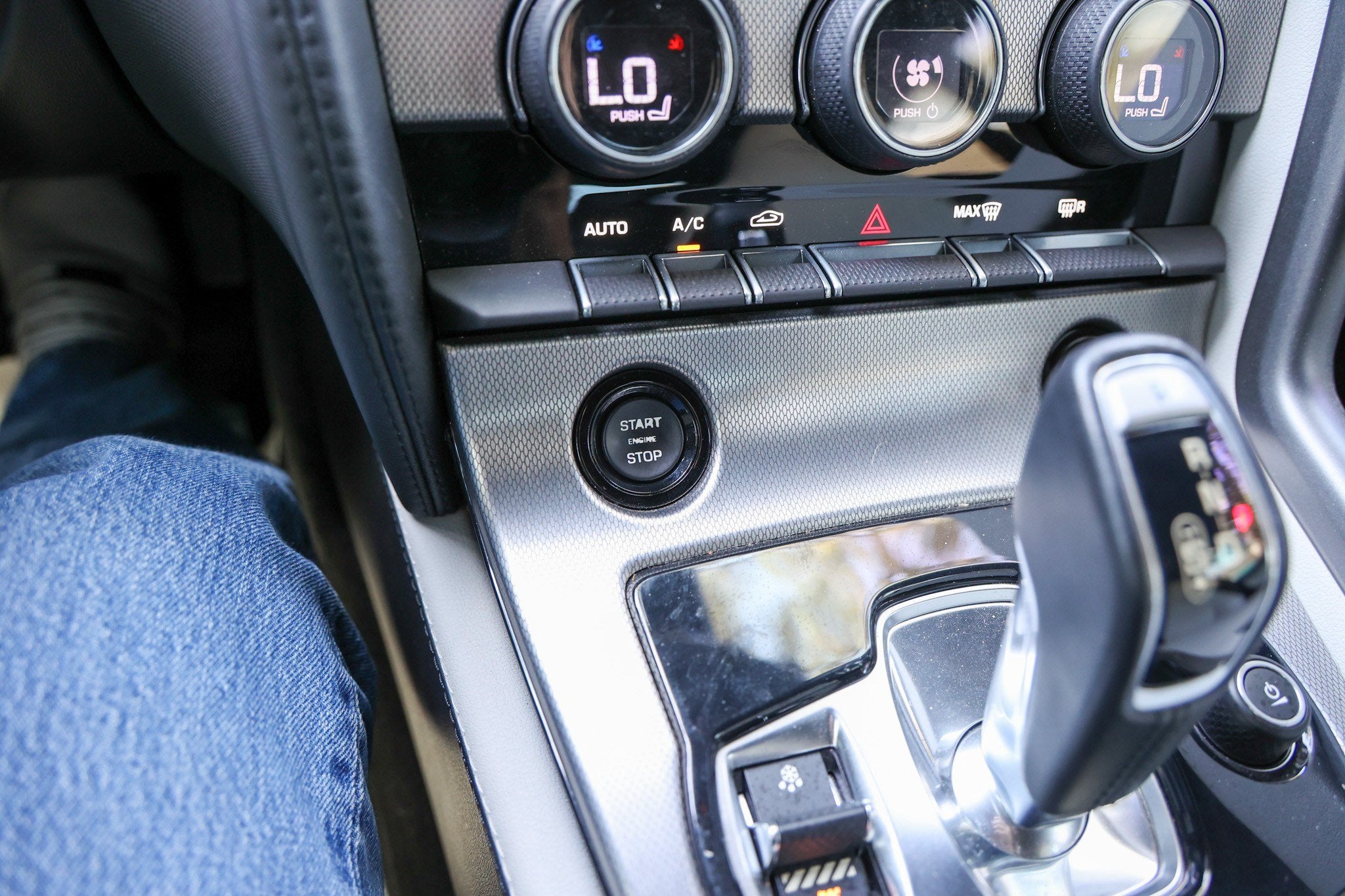 2016 Jaguar F-TYPE 2DR CPE AT PREMIU