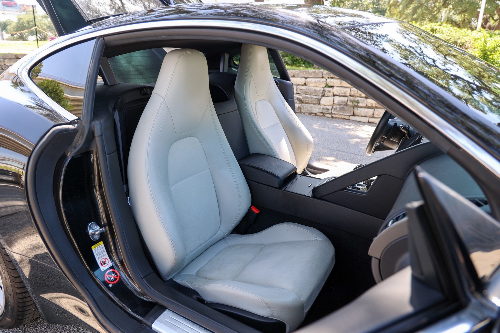 2016 Jaguar F-TYPE 2DR CPE AT PREMIU
