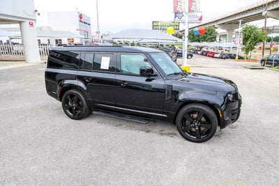 2025 Land Rover Defender X-Dynamic SE