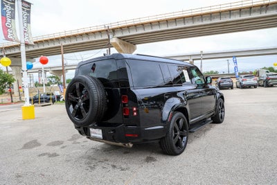 2025 Land Rover Defender X-Dynamic SE